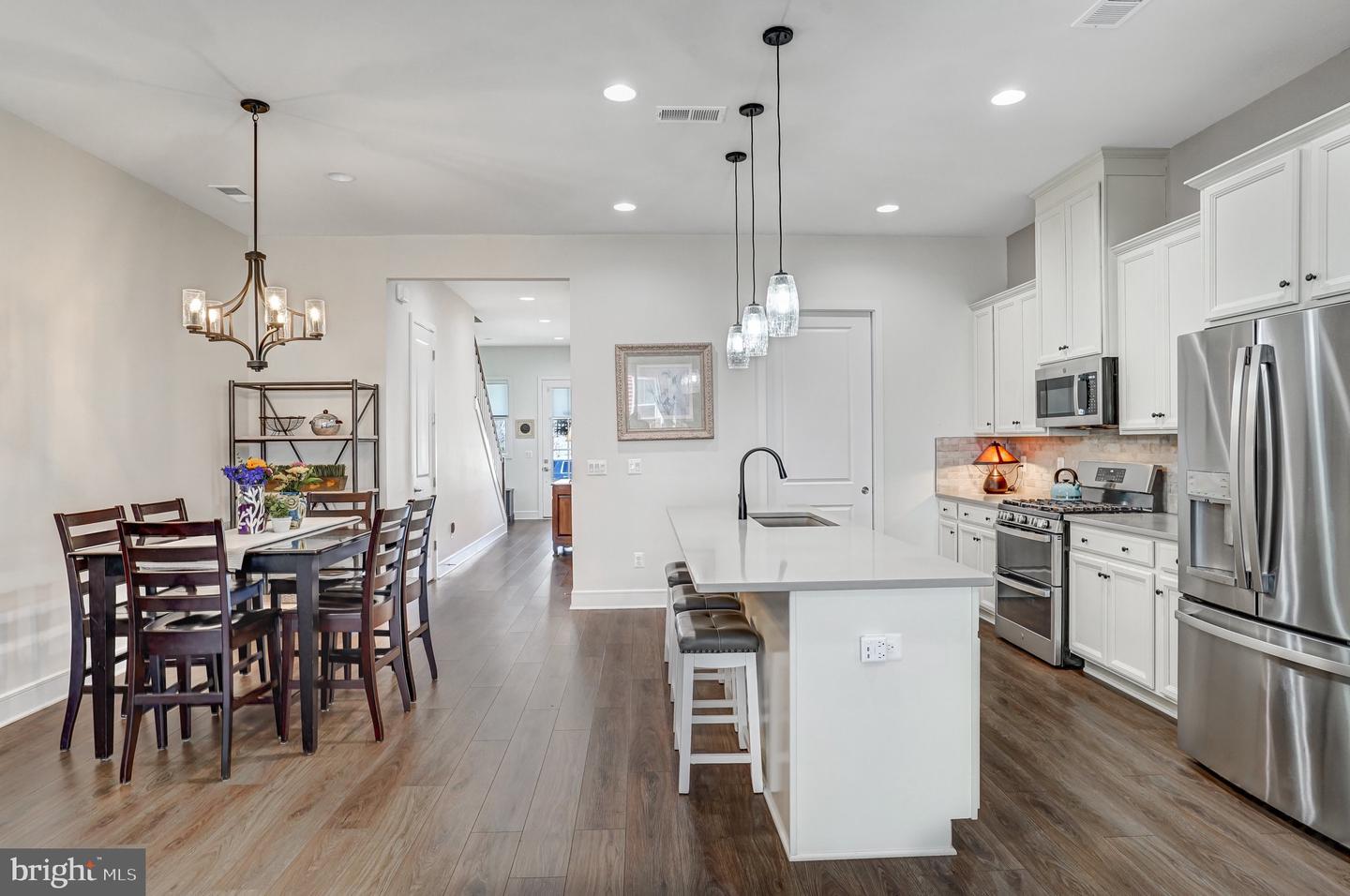 6807 AUTUMN HARVEST TRL, GAINESVILLE, Virginia 20155, 3 Bedrooms Bedrooms, ,2 BathroomsBathrooms,Residential,For sale,6807 AUTUMN HARVEST TRL,VAPW2090158 MLS # VAPW2090158