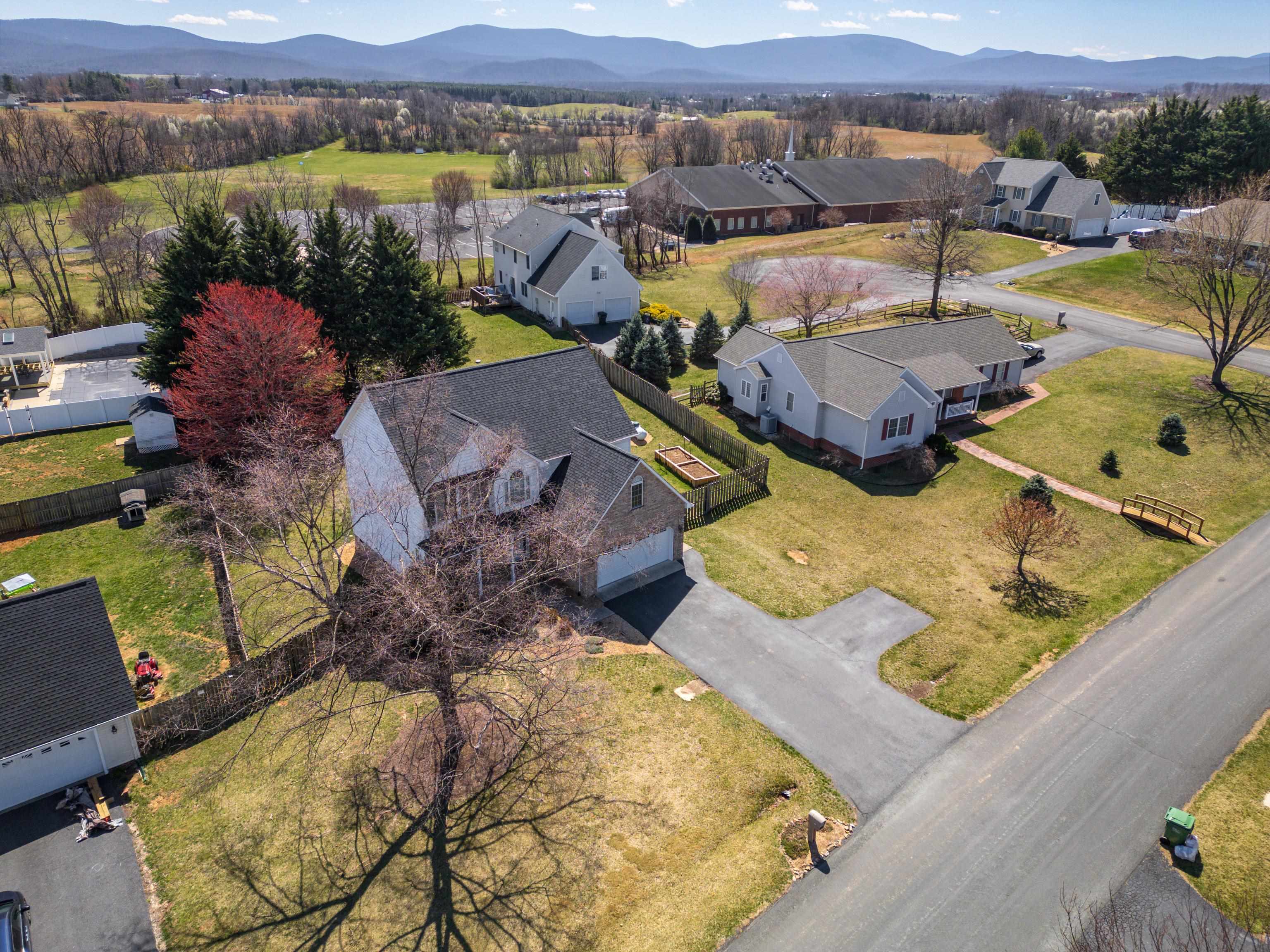 30 SIR ROBIN RD, WAYNESBORO, Virginia 22980, 4 Bedrooms Bedrooms, ,2 BathroomsBathrooms,Residential,30 SIR ROBIN RD,662453 MLS # 662453