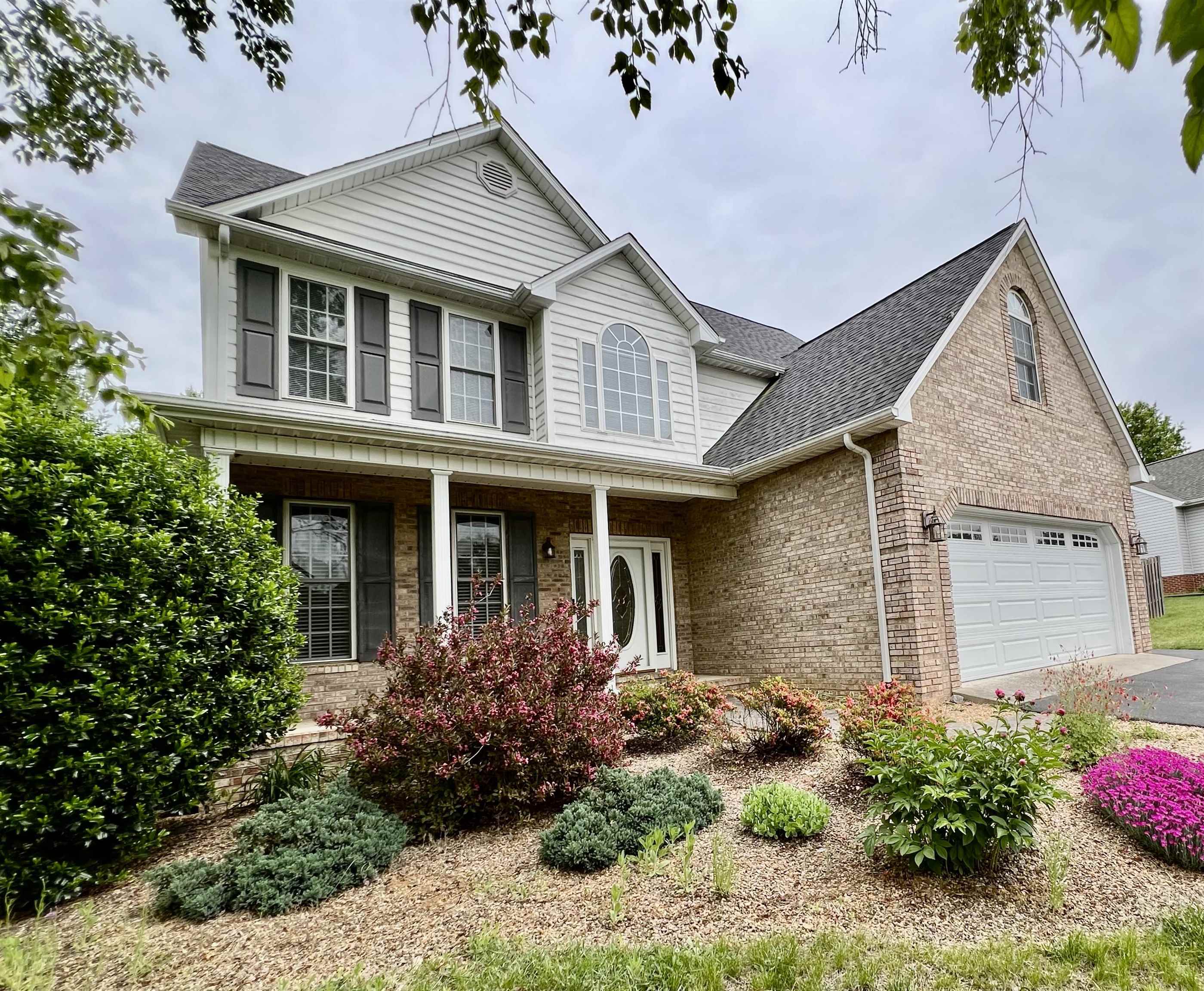 30 SIR ROBIN RD, WAYNESBORO, Virginia 22980, 4 Bedrooms Bedrooms, ,2 BathroomsBathrooms,Residential,30 SIR ROBIN RD,662453 MLS # 662453