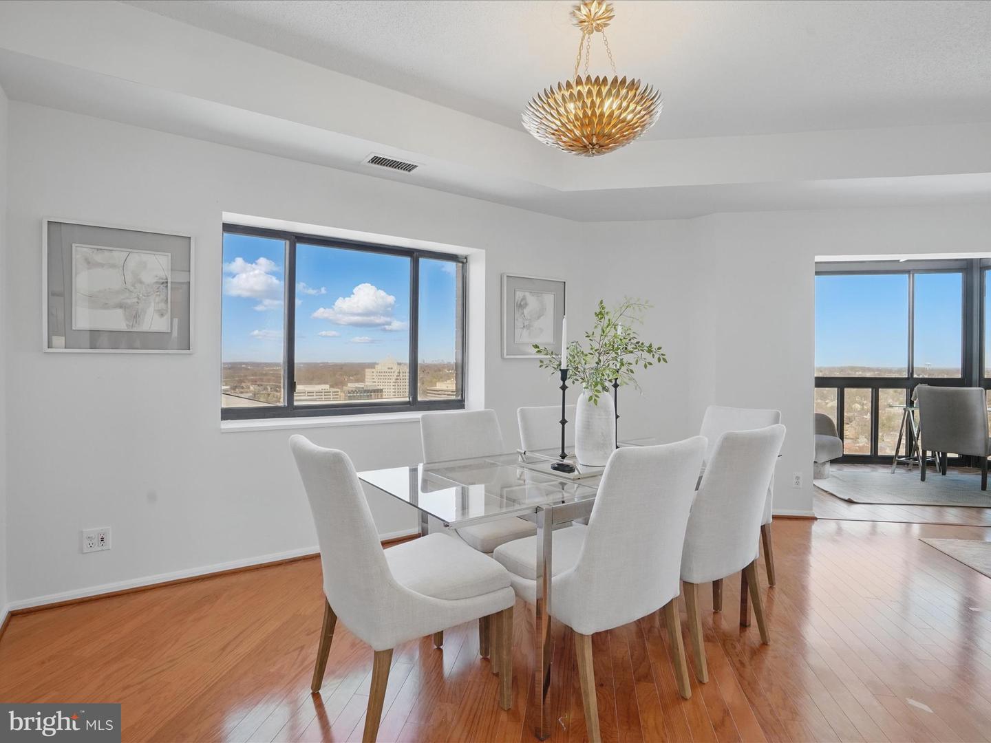 900 N STAFFORD ST N #2632, ARLINGTON, Virginia 22203, 2 Bedrooms Bedrooms, ,2 BathroomsBathrooms,Residential,For sale,900 N STAFFORD ST N #2632,VAAR2054712 MLS # VAAR2054712