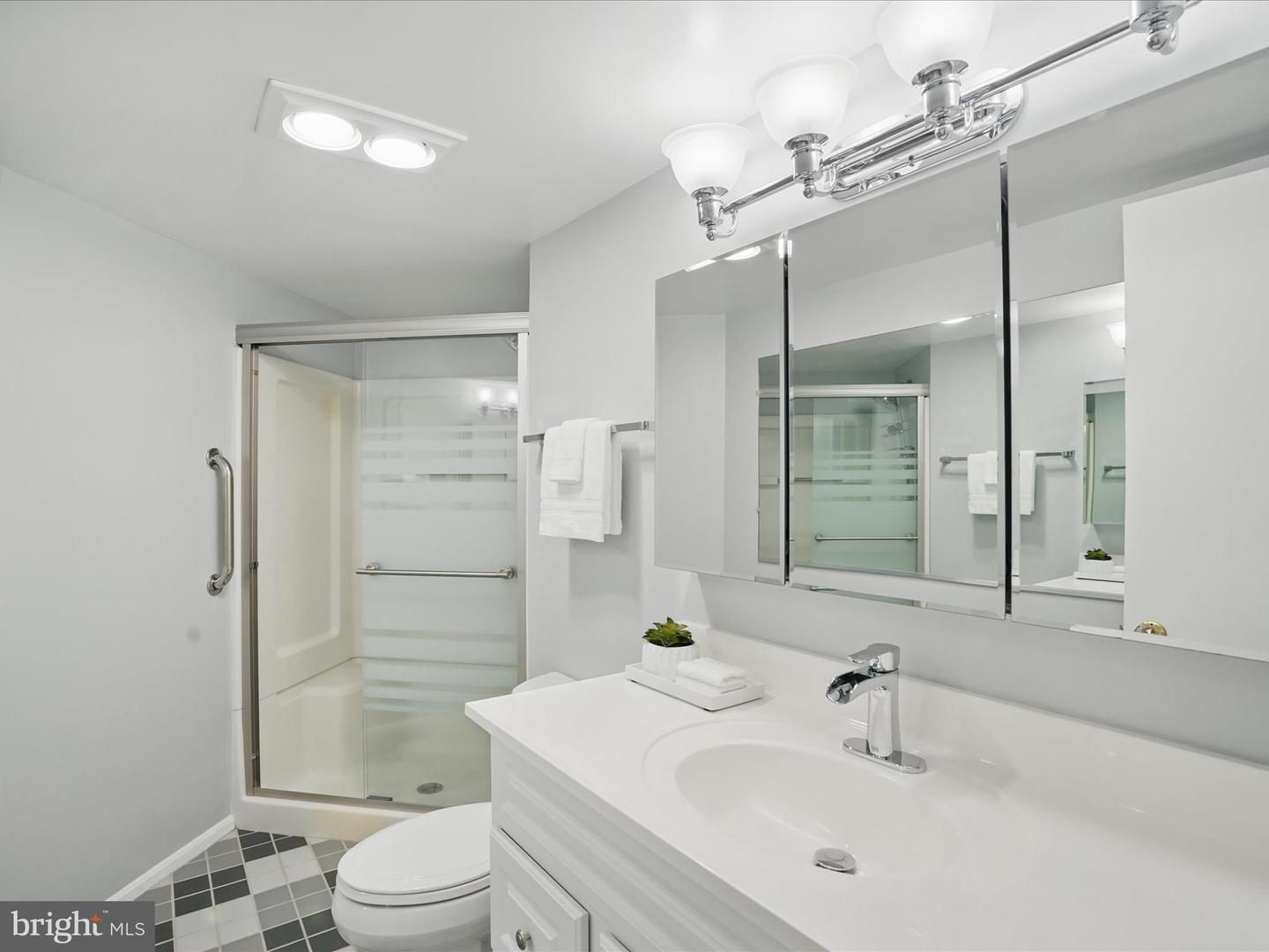 900 N STAFFORD ST N #2632, ARLINGTON, Virginia 22203, 2 Bedrooms Bedrooms, ,2 BathroomsBathrooms,Residential,For sale,900 N STAFFORD ST N #2632,VAAR2054712 MLS # VAAR2054712