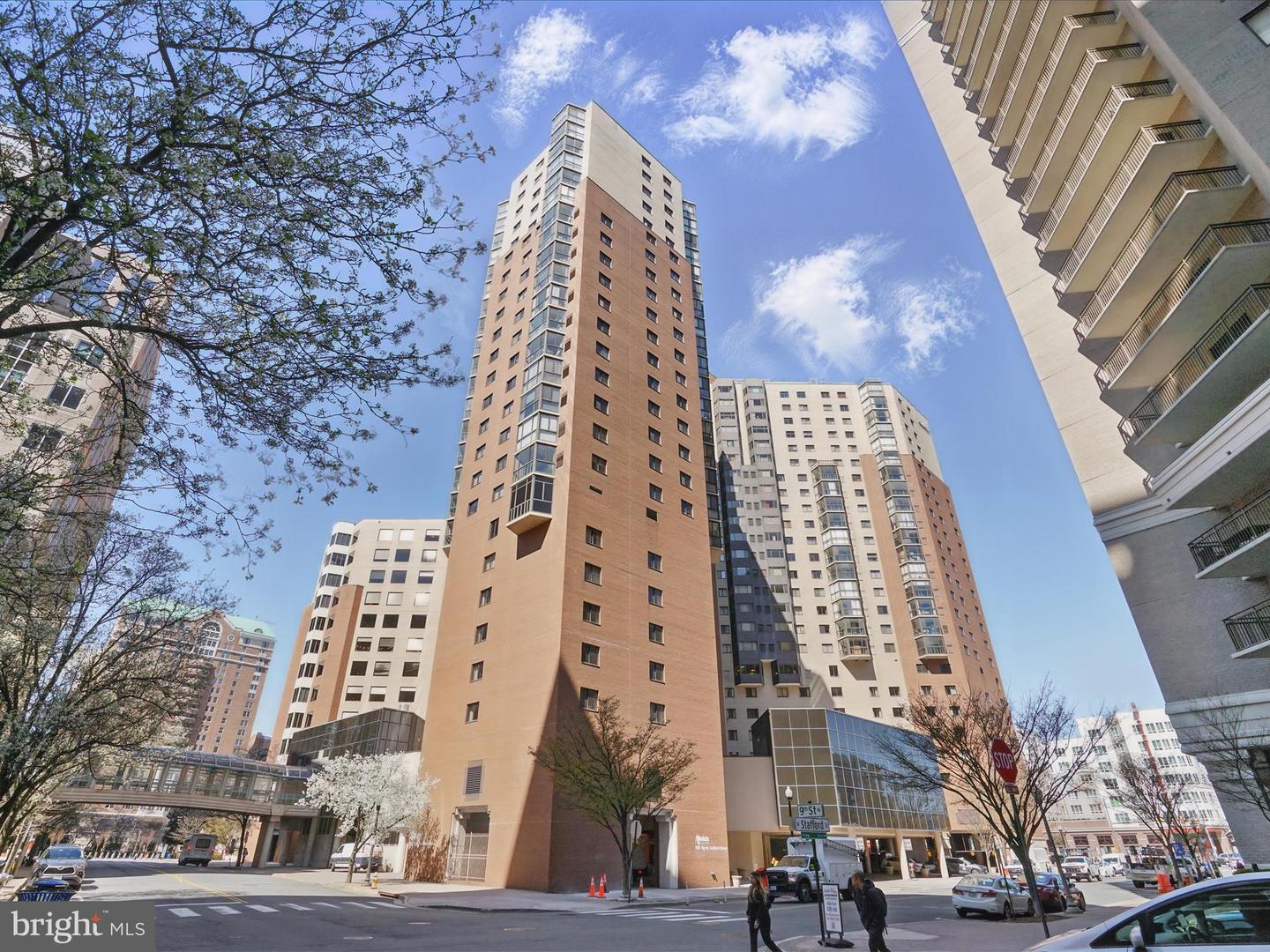 900 N STAFFORD ST N #2632, ARLINGTON, Virginia 22203, 2 Bedrooms Bedrooms, ,2 BathroomsBathrooms,Residential,For sale,900 N STAFFORD ST N #2632,VAAR2054712 MLS # VAAR2054712