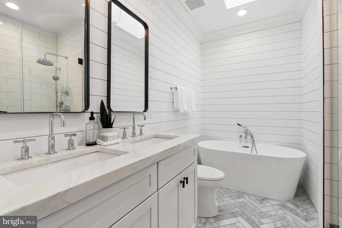 50 U ST NW, WASHINGTON, District Of Columbia 20001, 5 Bedrooms Bedrooms, ,3 BathroomsBathrooms,Residential,For sale,50 U ST NW,DCDC2190870 MLS # DCDC2190870