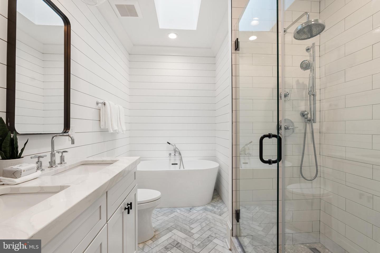 50 U ST NW, WASHINGTON, District Of Columbia 20001, 5 Bedrooms Bedrooms, ,3 BathroomsBathrooms,Residential,For sale,50 U ST NW,DCDC2190870 MLS # DCDC2190870