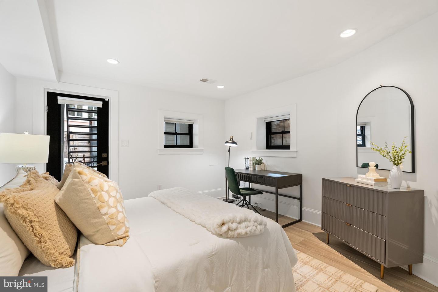 50 U ST NW, WASHINGTON, District Of Columbia 20001, 5 Bedrooms Bedrooms, ,3 BathroomsBathrooms,Residential,For sale,50 U ST NW,DCDC2190870 MLS # DCDC2190870