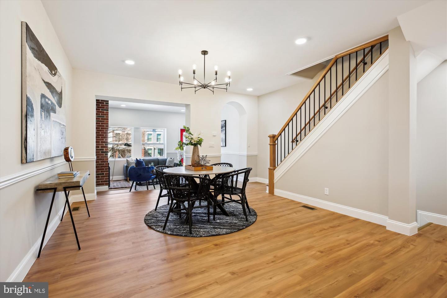 329 15TH ST NE, WASHINGTON, District Of Columbia 20002, 5 Bedrooms Bedrooms, ,4 BathroomsBathrooms,Residential,For sale,329 15TH ST NE,DCDC2191716 MLS # DCDC2191716
