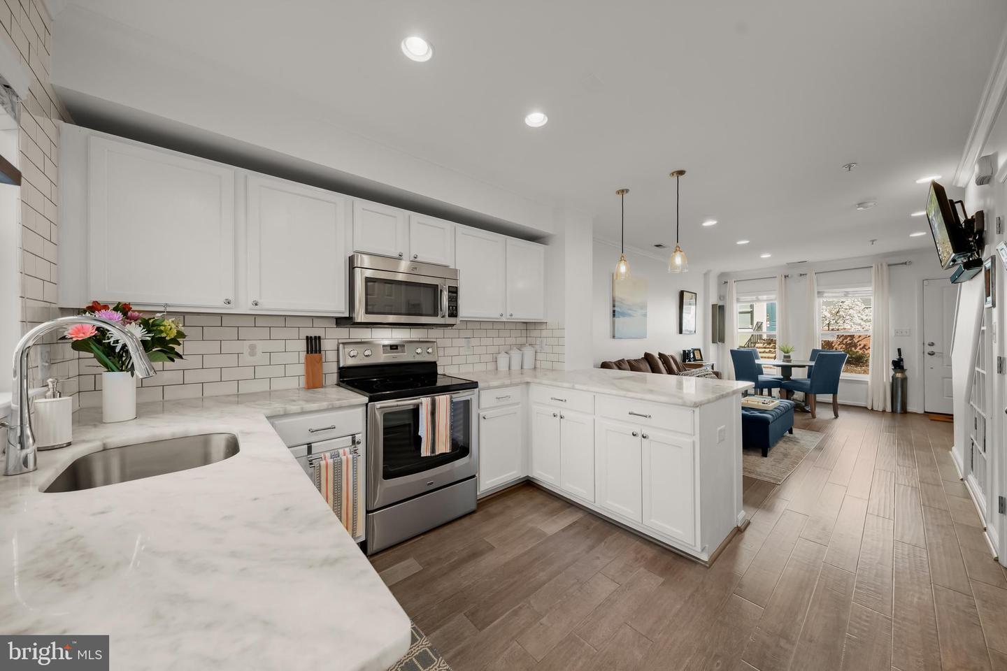 1043 5TH ST SE, WASHINGTON, District Of Columbia 20003, 3 Bedrooms Bedrooms, ,2 BathroomsBathrooms,Residential,For sale,1043 5TH ST SE,DCDC2191908 MLS # DCDC2191908