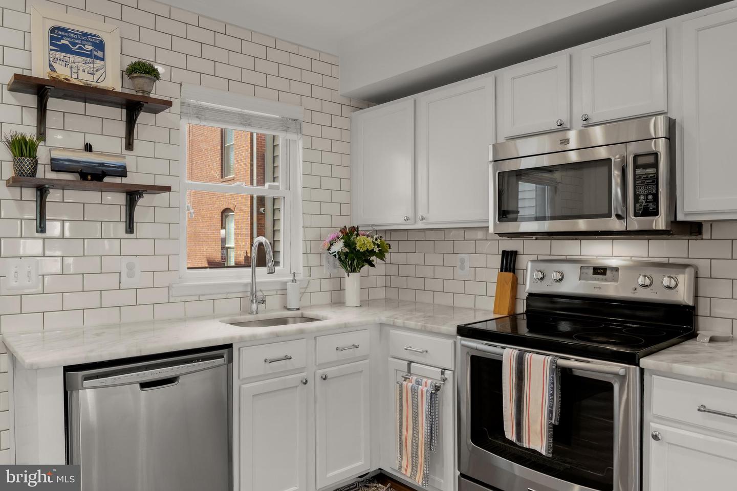 1043 5TH ST SE, WASHINGTON, District Of Columbia 20003, 3 Bedrooms Bedrooms, ,2 BathroomsBathrooms,Residential,For sale,1043 5TH ST SE,DCDC2191908 MLS # DCDC2191908