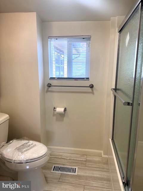 4606 HAMILTON DR, WOODBRIDGE, Virginia 22193, 5 Bedrooms Bedrooms, ,2 BathroomsBathrooms,Residential,For sale,4606 HAMILTON DR,VAPW2090440 MLS # VAPW2090440