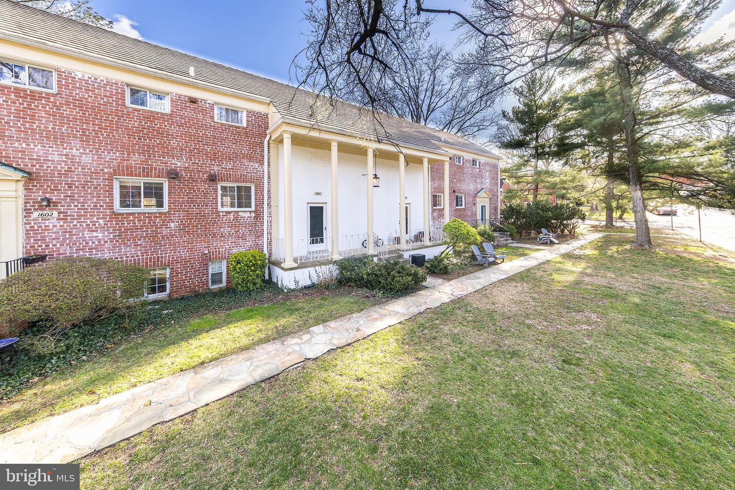 1604 PRESTON RD, ALEXANDRIA, Virginia 22302, 2 Bedrooms Bedrooms, ,1 BathroomBathrooms,Residential,For sale,1604 PRESTON RD,VAAX2043218 MLS # VAAX2043218