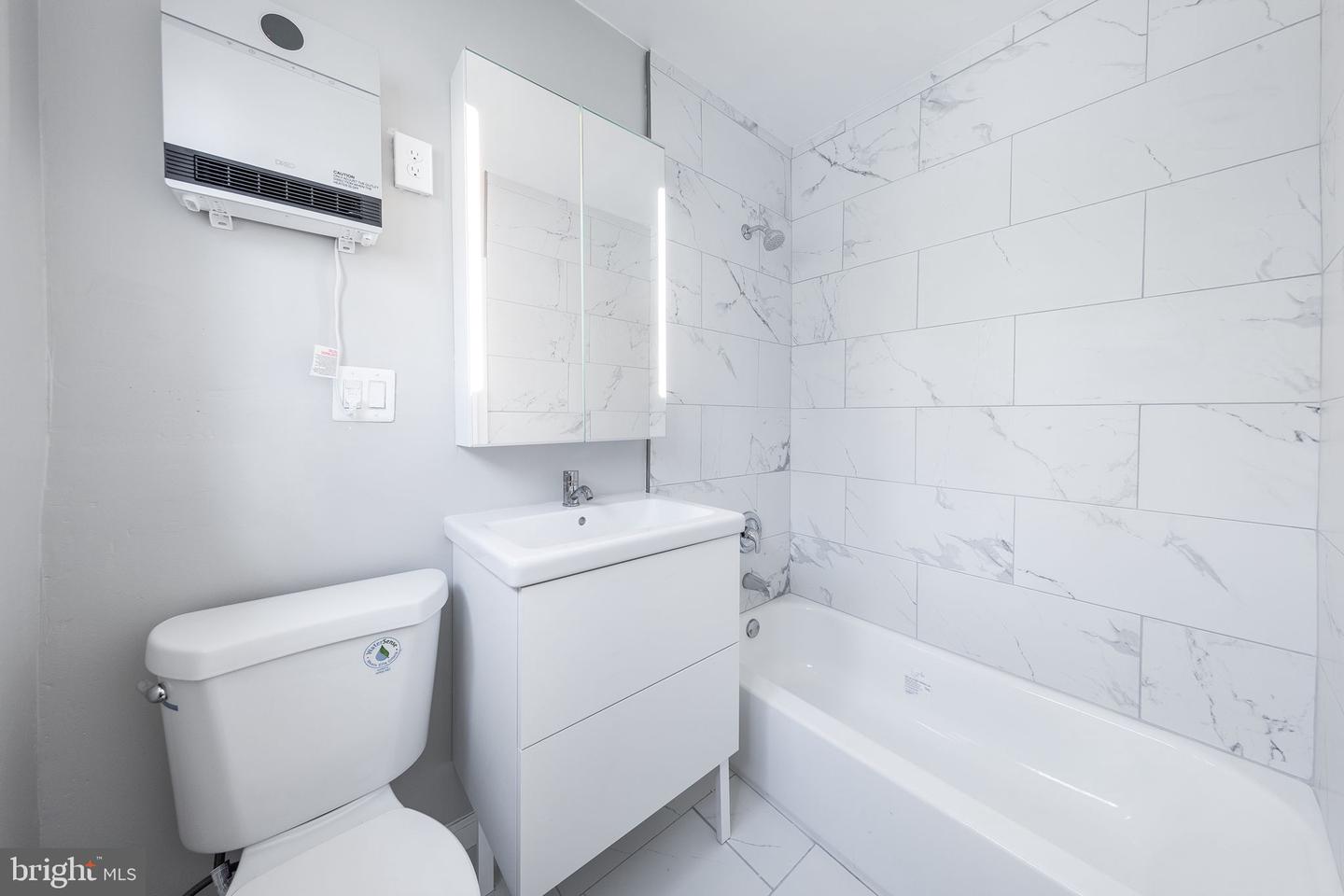 1604 PRESTON RD, ALEXANDRIA, Virginia 22302, 2 Bedrooms Bedrooms, ,1 BathroomBathrooms,Residential,For sale,1604 PRESTON RD,VAAX2043218 MLS # VAAX2043218
