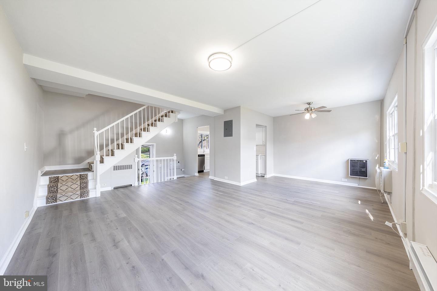 1604 PRESTON RD, ALEXANDRIA, Virginia 22302, 2 Bedrooms Bedrooms, ,1 BathroomBathrooms,Residential,For sale,1604 PRESTON RD,VAAX2043218 MLS # VAAX2043218