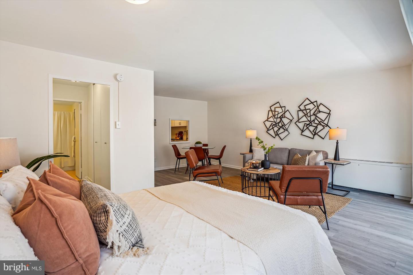 730 24TH ST NW #412, WASHINGTON, District Of Columbia 20037, ,1 BathroomBathrooms,Residential,For sale,730 24TH ST NW #412,DCDC2192256 MLS # DCDC2192256