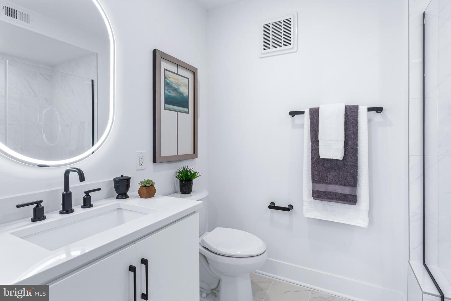 701 N HENRY ST #513, ALEXANDRIA, Virginia 22314, 1 Bedroom Bedrooms, ,1 BathroomBathrooms,Residential,For sale,701 N HENRY ST #513,VAAX2043322 MLS # VAAX2043322