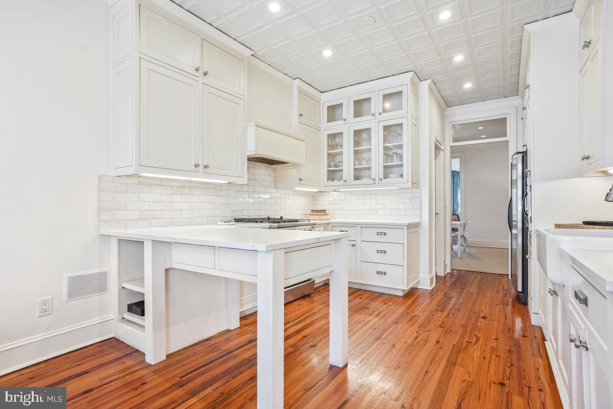 518 G ST NE, WASHINGTON, District Of Columbia 20002, 4 Bedrooms Bedrooms, ,3 BathroomsBathrooms,Residential,For sale,518 G ST NE,DCDC2192422 MLS # DCDC2192422