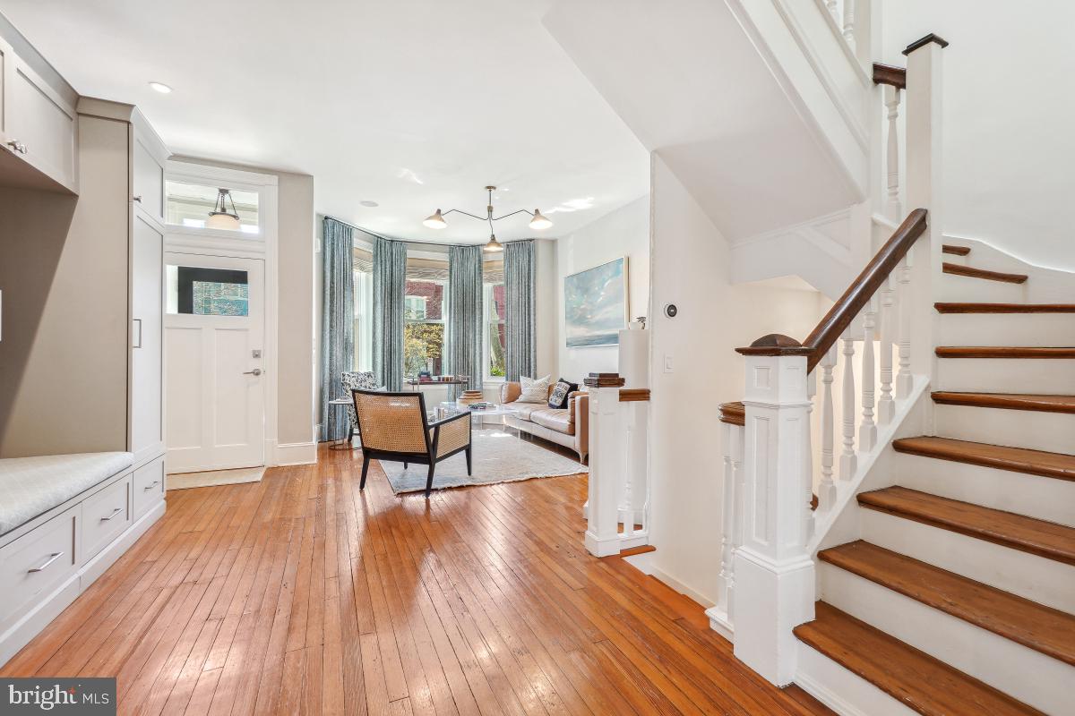 518 G ST NE, WASHINGTON, District Of Columbia 20002, 4 Bedrooms Bedrooms, ,3 BathroomsBathrooms,Residential,For sale,518 G ST NE,DCDC2192422 MLS # DCDC2192422