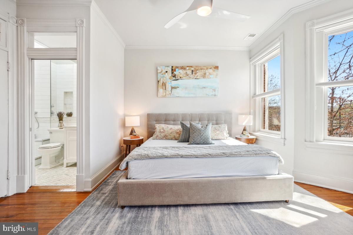 518 G ST NE, WASHINGTON, District Of Columbia 20002, 4 Bedrooms Bedrooms, ,3 BathroomsBathrooms,Residential,For sale,518 G ST NE,DCDC2192422 MLS # DCDC2192422