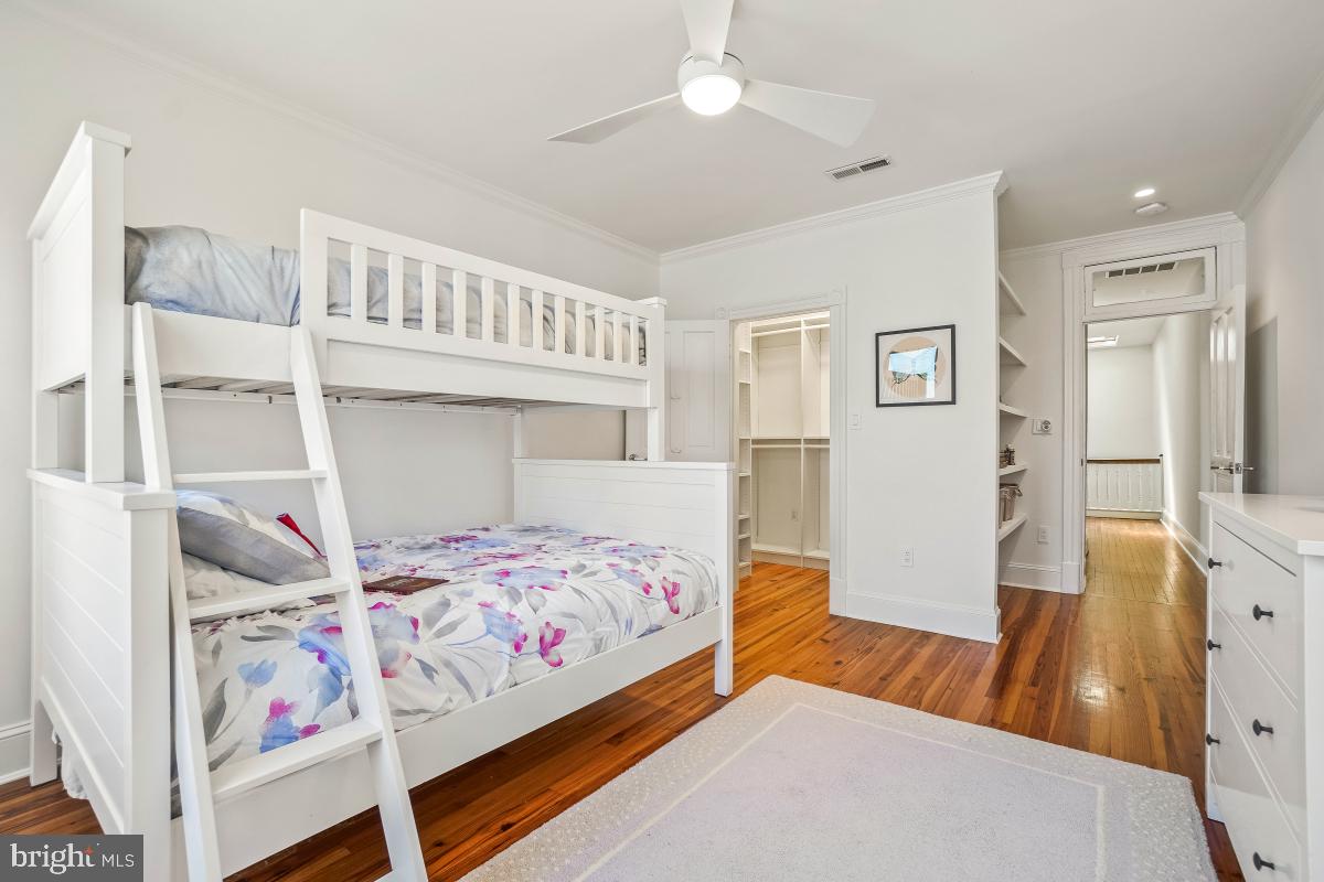 518 G ST NE, WASHINGTON, District Of Columbia 20002, 4 Bedrooms Bedrooms, ,3 BathroomsBathrooms,Residential,For sale,518 G ST NE,DCDC2192422 MLS # DCDC2192422