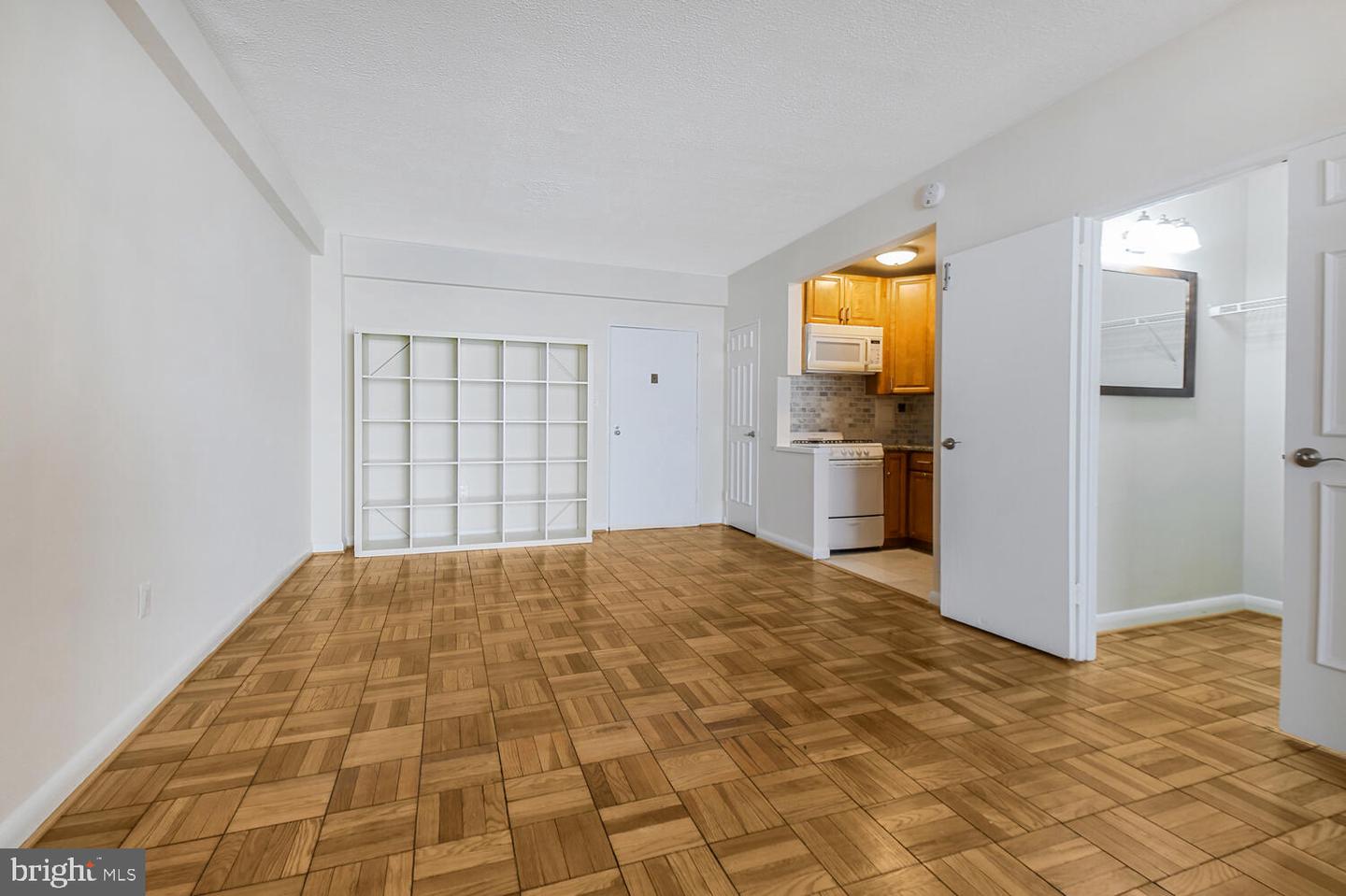 1727 MASSACHUSETTS AVE NW #614, WASHINGTON, District Of Columbia 20036, ,1 BathroomBathrooms,Residential,For sale,1727 MASSACHUSETTS AVE NW #614,DCDC2192528 MLS # DCDC2192528