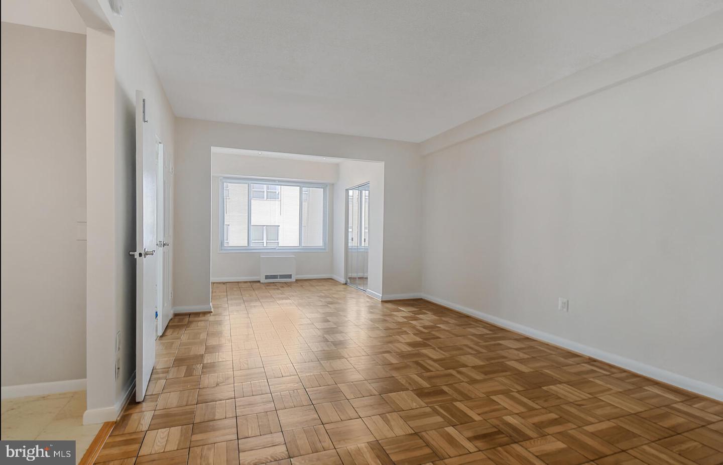 1727 MASSACHUSETTS AVE NW #614, WASHINGTON, District Of Columbia 20036, ,1 BathroomBathrooms,Residential,For sale,1727 MASSACHUSETTS AVE NW #614,DCDC2192528 MLS # DCDC2192528