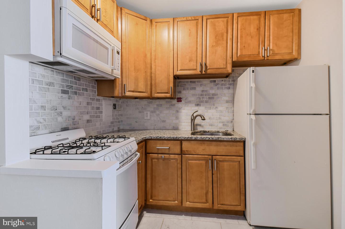 1727 MASSACHUSETTS AVE NW #614, WASHINGTON, District Of Columbia 20036, ,1 BathroomBathrooms,Residential,For sale,1727 MASSACHUSETTS AVE NW #614,DCDC2192528 MLS # DCDC2192528