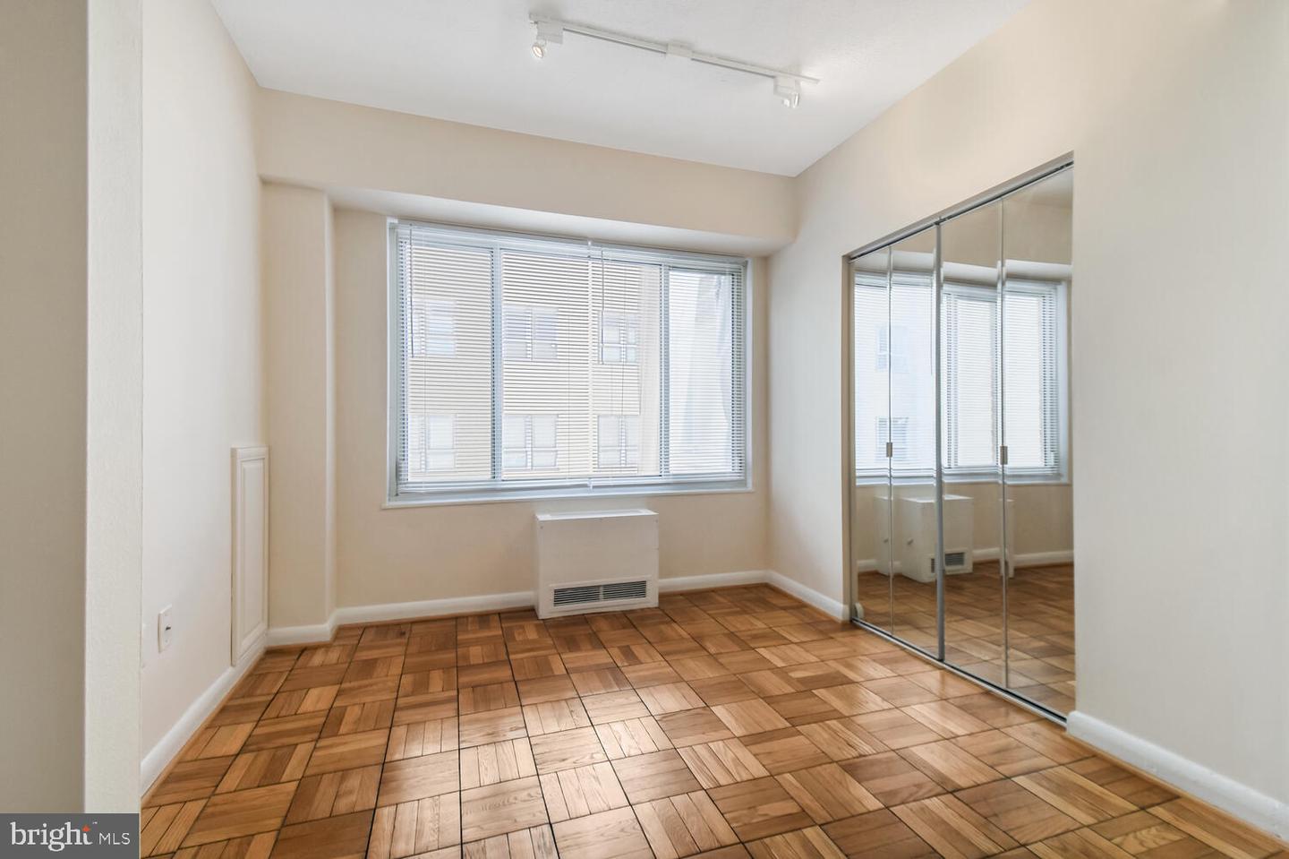 1727 MASSACHUSETTS AVE NW #614, WASHINGTON, District Of Columbia 20036, ,1 BathroomBathrooms,Residential,For sale,1727 MASSACHUSETTS AVE NW #614,DCDC2192528 MLS # DCDC2192528