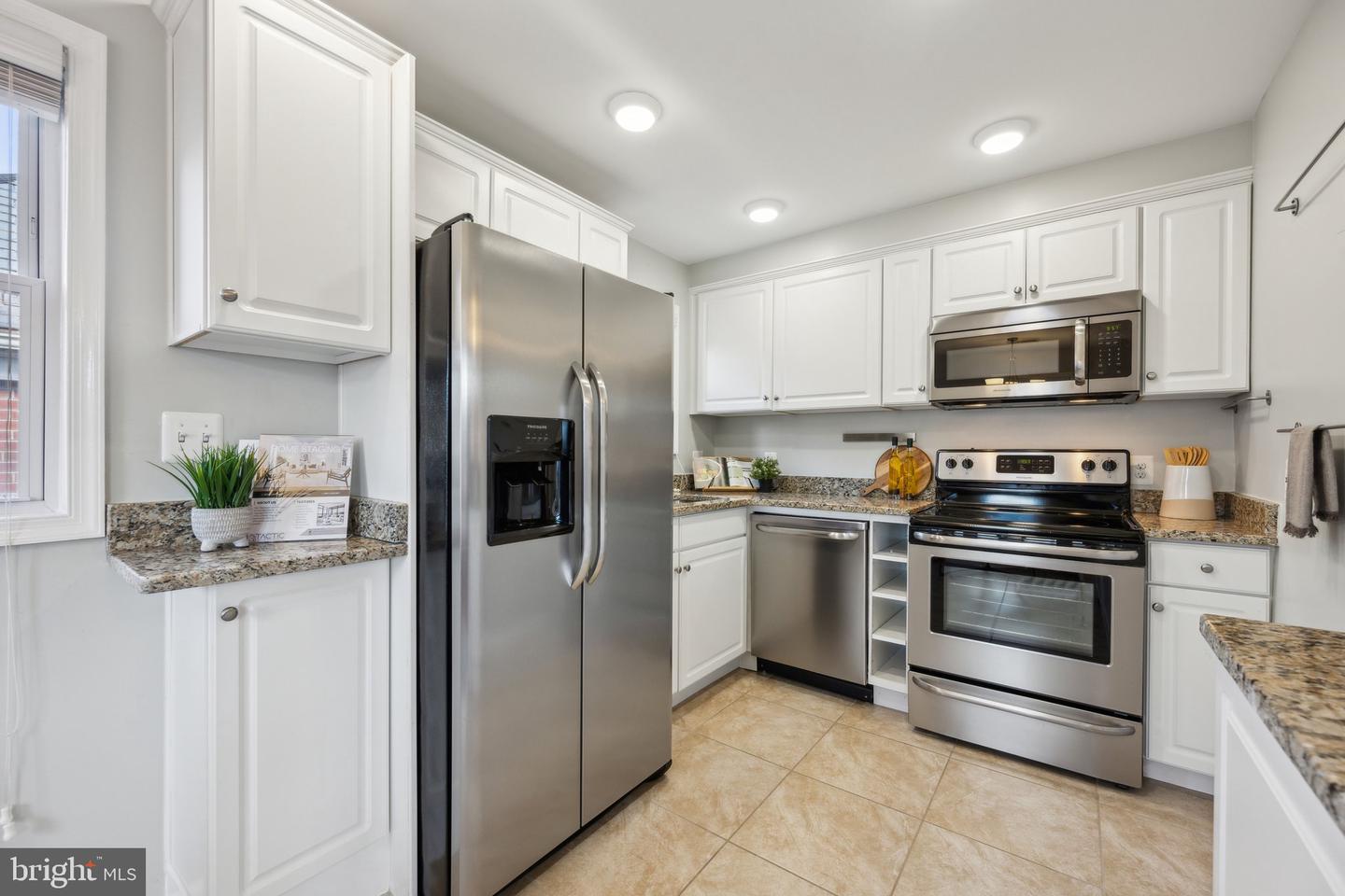 1280 RAUM ST NE #4, WASHINGTON, District Of Columbia 20002, 2 Bedrooms Bedrooms, ,1 BathroomBathrooms,Residential,For sale,1280 RAUM ST NE #4,DCDC2192602 MLS # DCDC2192602
