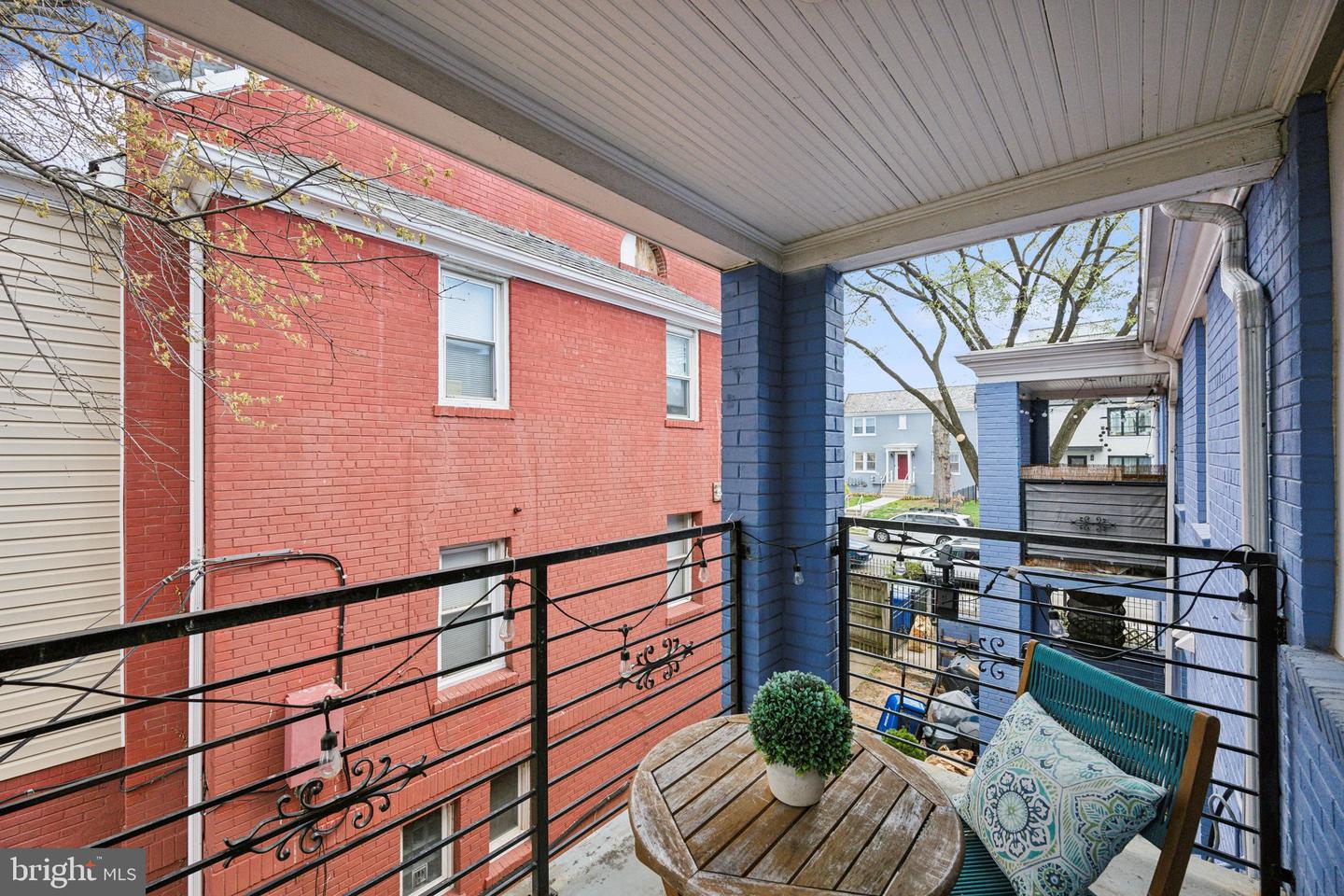 1280 RAUM ST NE #4, WASHINGTON, District Of Columbia 20002, 2 Bedrooms Bedrooms, ,1 BathroomBathrooms,Residential,For sale,1280 RAUM ST NE #4,DCDC2192602 MLS # DCDC2192602