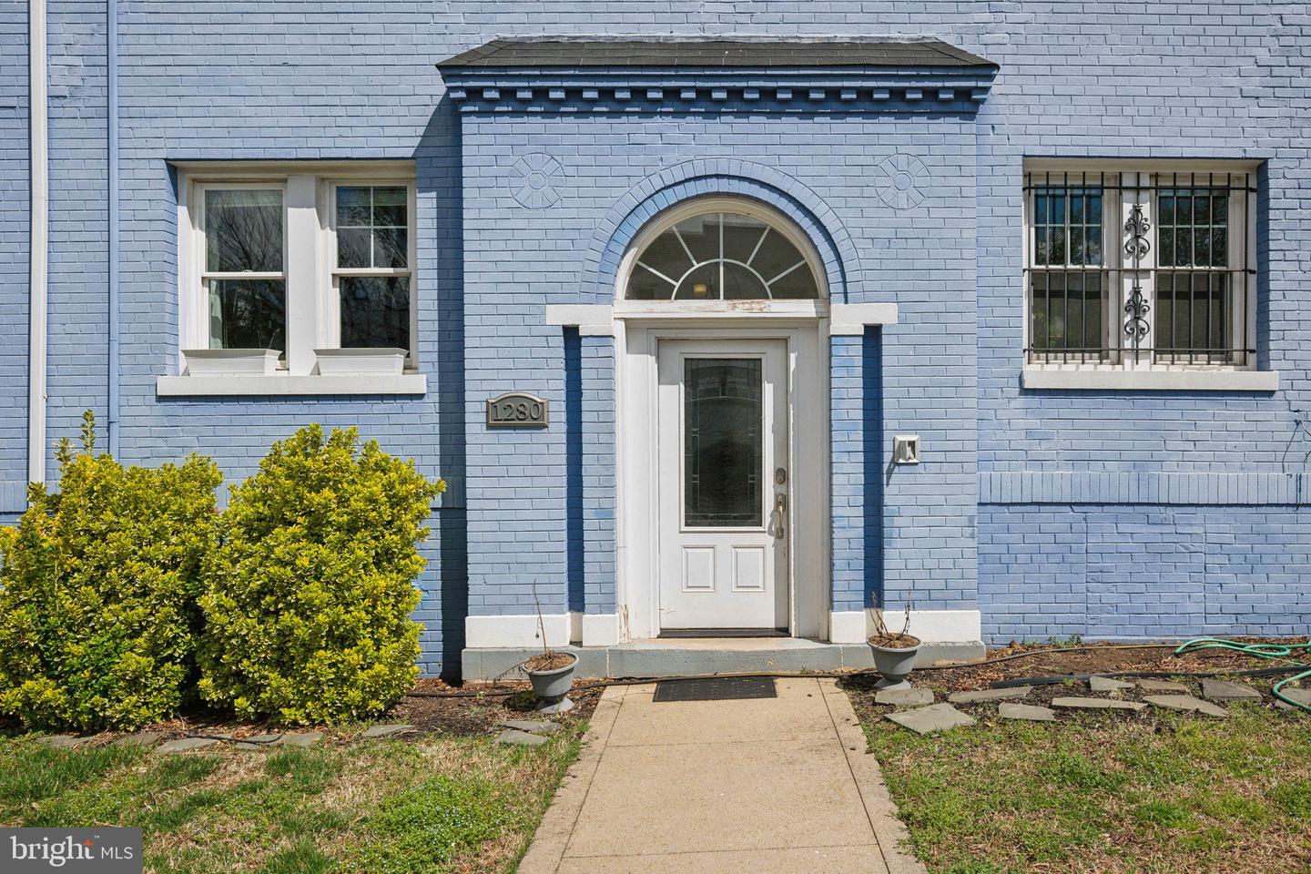 1280 RAUM ST NE #4, WASHINGTON, District Of Columbia 20002, 2 Bedrooms Bedrooms, ,1 BathroomBathrooms,Residential,For sale,1280 RAUM ST NE #4,DCDC2192602 MLS # DCDC2192602