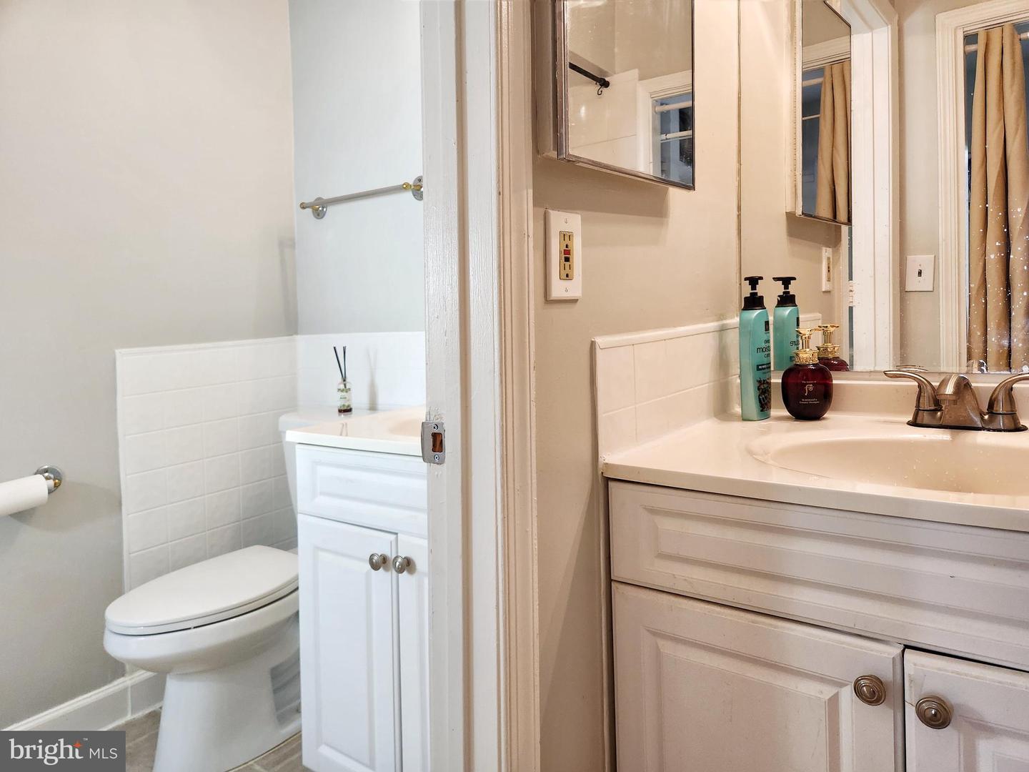5900-F QUEENSTON ST #498, SPRINGFIELD, Virginia 22152, 2 Bedrooms Bedrooms, ,1 BathroomBathrooms,Residential,For sale,5900-F QUEENSTON ST #498,VAFX2230564 MLS # VAFX2230564