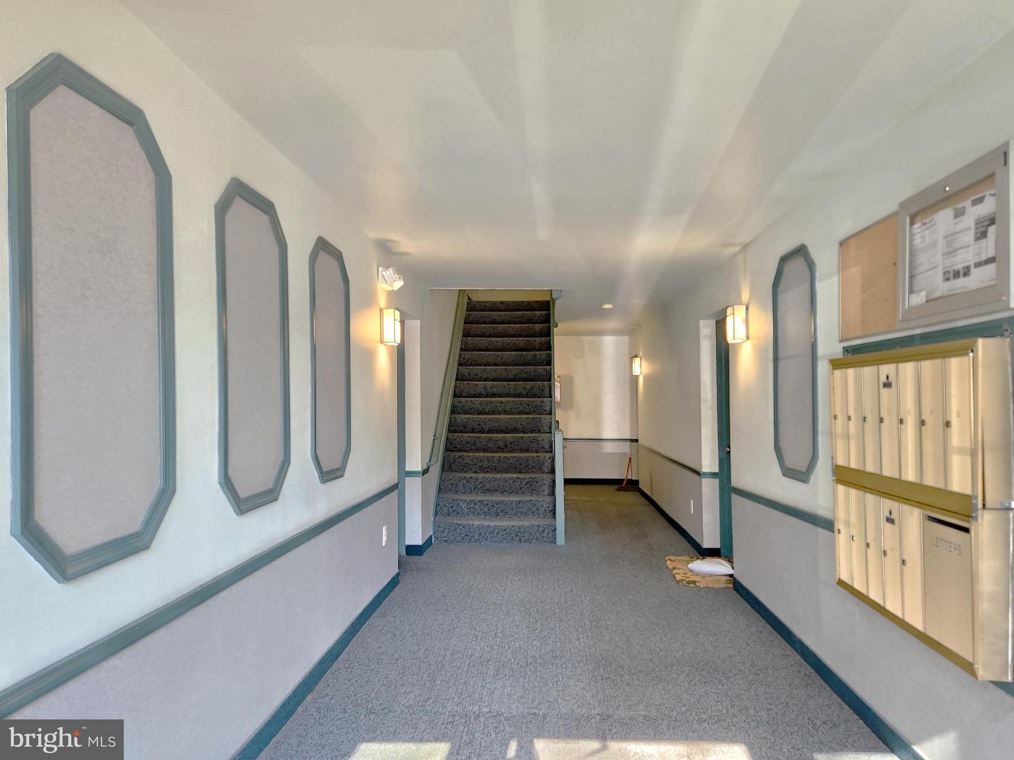 5900-F QUEENSTON ST #498, SPRINGFIELD, Virginia 22152, 2 Bedrooms Bedrooms, ,1 BathroomBathrooms,Residential,For sale,5900-F QUEENSTON ST #498,VAFX2230564 MLS # VAFX2230564