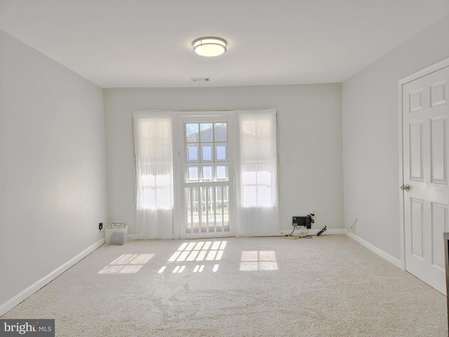 5900-F QUEENSTON ST #498, SPRINGFIELD, Virginia 22152, 2 Bedrooms Bedrooms, ,1 BathroomBathrooms,Residential,For sale,5900-F QUEENSTON ST #498,VAFX2230564 MLS # VAFX2230564
