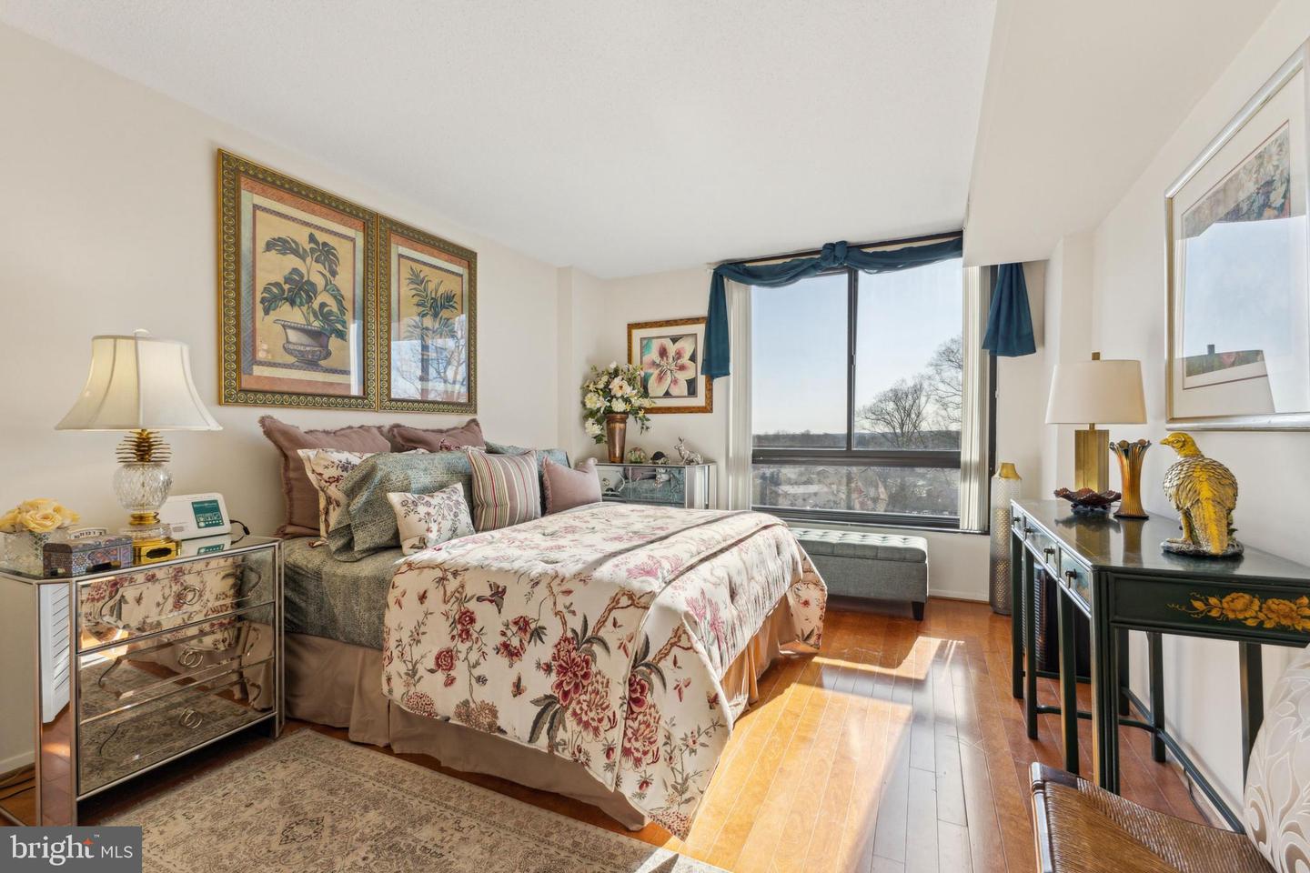 1808 OLD MEADOW RD #810, MCLEAN, Virginia 22102, 1 Bedroom Bedrooms, 3 Rooms Rooms,1 BathroomBathrooms,Residential,For sale,1808 OLD MEADOW RD #810,VAFX2230482 MLS # VAFX2230482