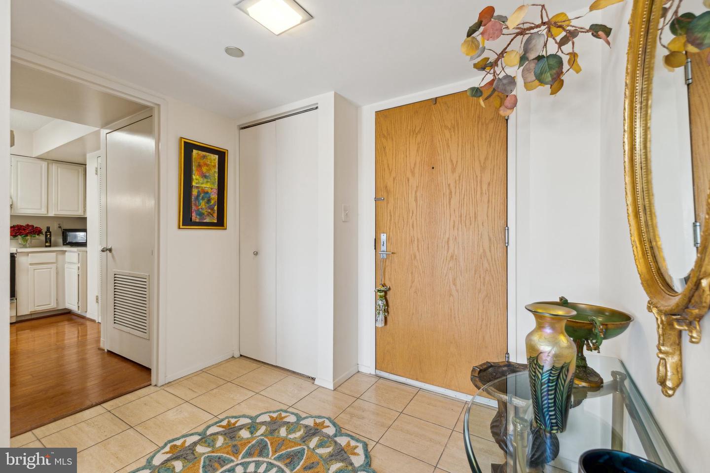 1808 OLD MEADOW RD #810, MCLEAN, Virginia 22102, 1 Bedroom Bedrooms, 3 Rooms Rooms,1 BathroomBathrooms,Residential,For sale,1808 OLD MEADOW RD #810,VAFX2230482 MLS # VAFX2230482