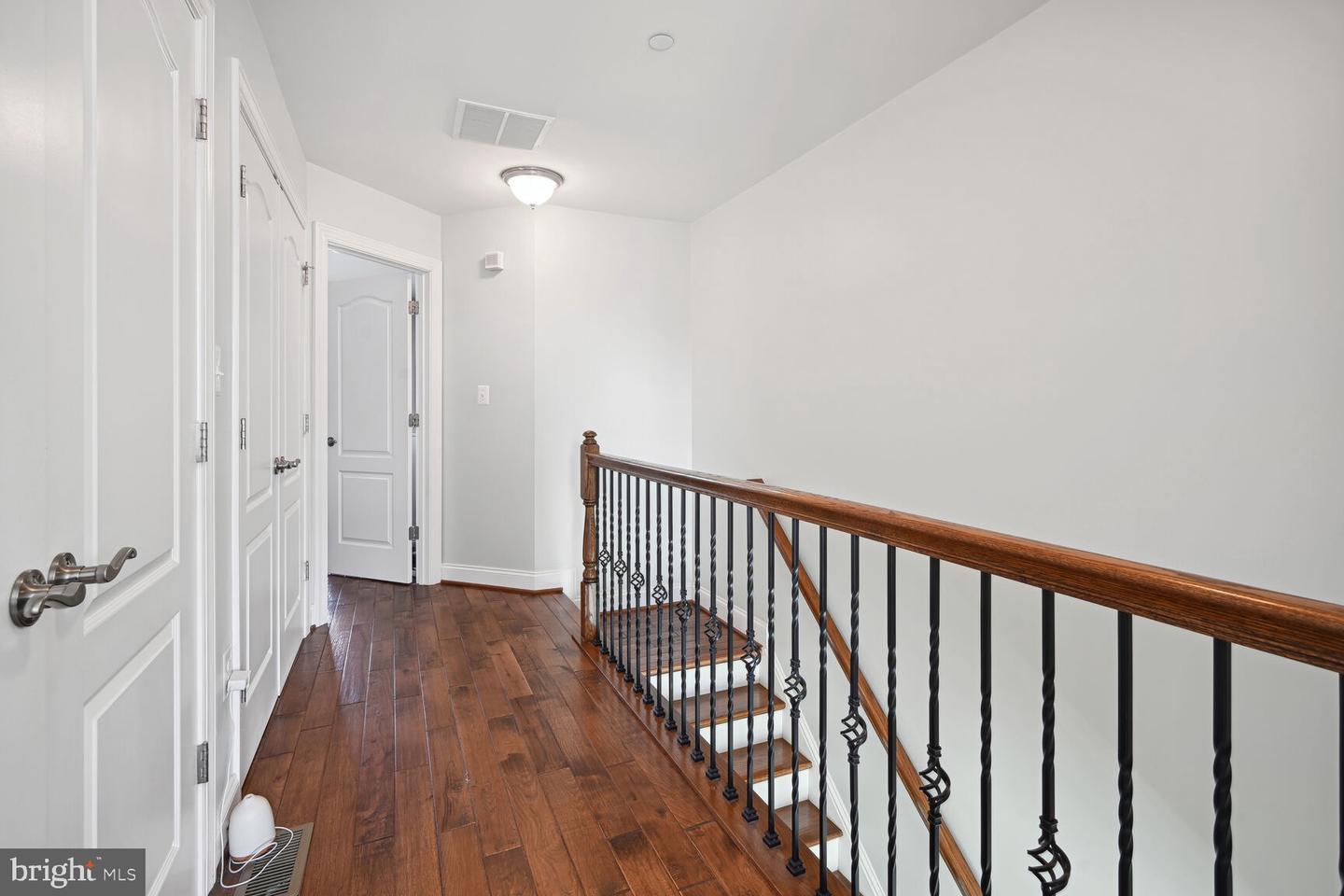 165 CONCORD PL NE, WASHINGTON, District Of Columbia 20011, 3 Bedrooms Bedrooms, ,3 BathroomsBathrooms,Residential,For sale,165 CONCORD PL NE,DCDC2192534 MLS # DCDC2192534
