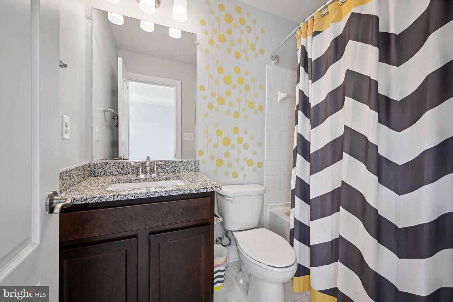 165 CONCORD PL NE, WASHINGTON, District Of Columbia 20011, 3 Bedrooms Bedrooms, ,3 BathroomsBathrooms,Residential,For sale,165 CONCORD PL NE,DCDC2192534 MLS # DCDC2192534