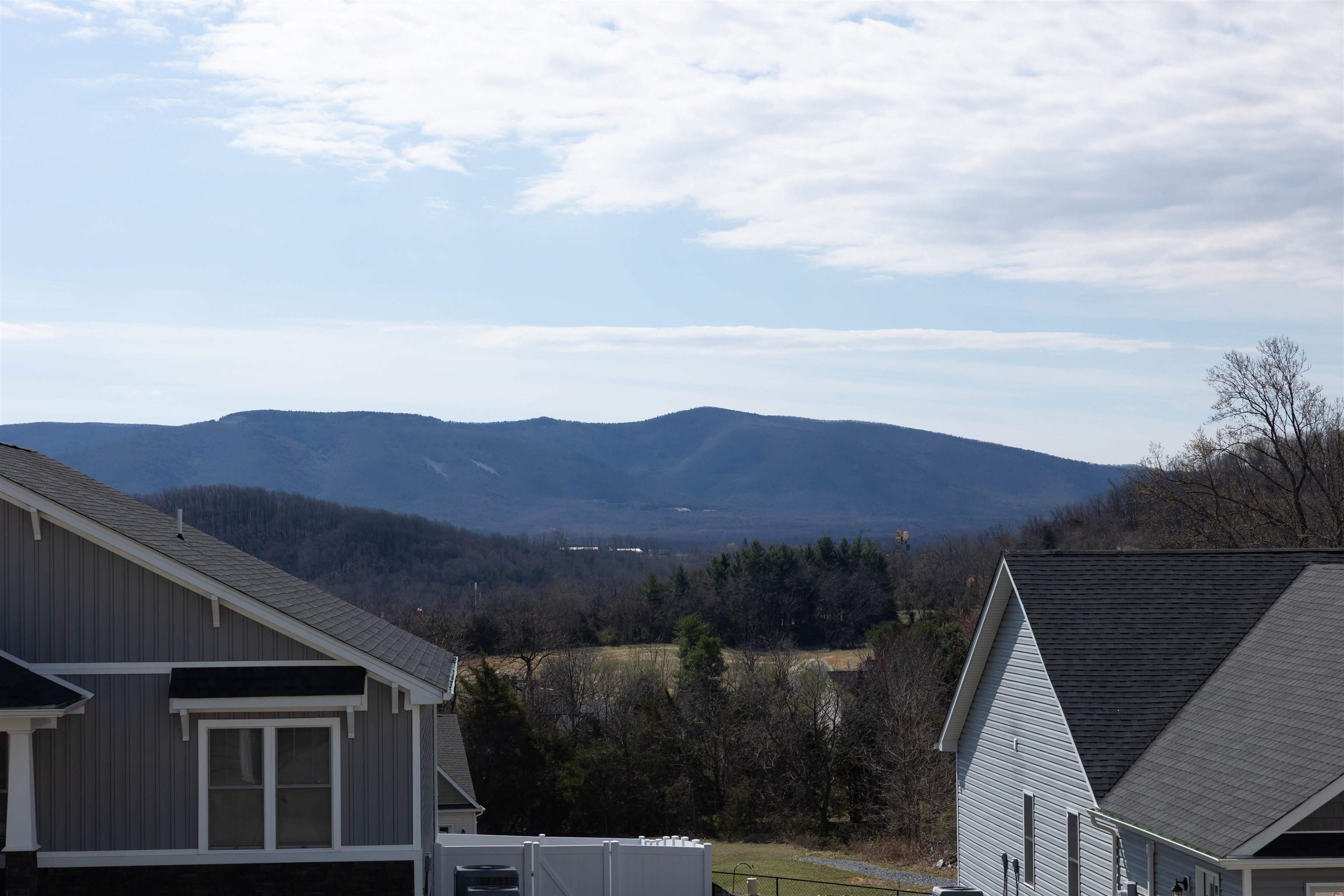 43 MCILWEE LN, STAUNTON, Virginia 24401, 4 Bedrooms Bedrooms, ,3 BathroomsBathrooms,Residential,43 Mcilwee Ln, Staunton VA 24401,43 MCILWEE LN,662510 MLS # 662510