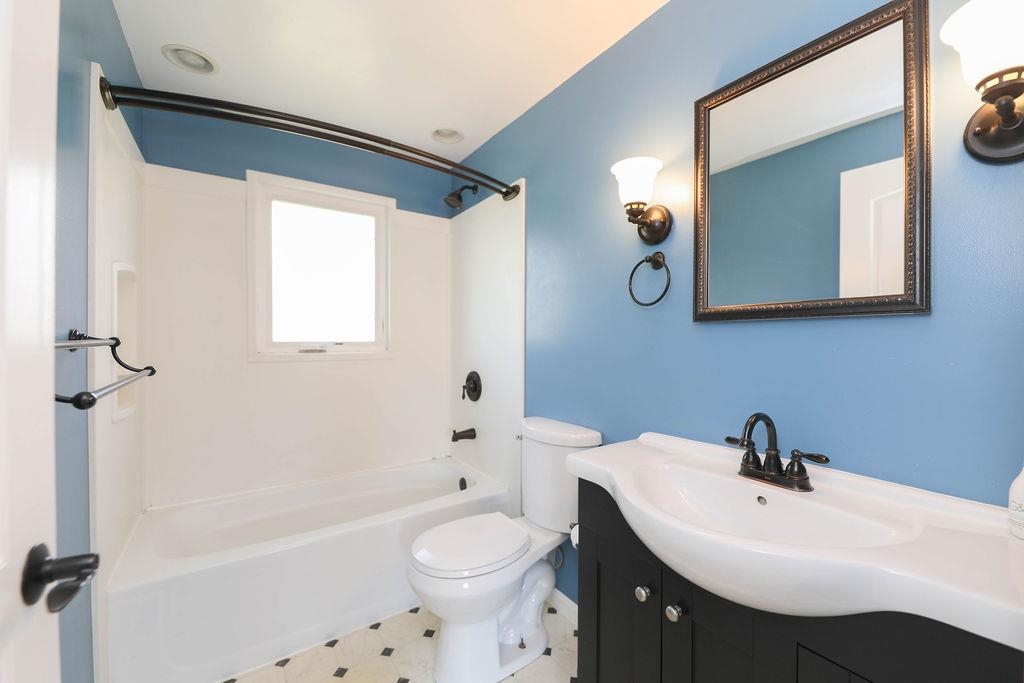 396 LINDEN DR, STAUNTON, Virginia 24401, 3 Bedrooms Bedrooms, ,2 BathroomsBathrooms,Residential,396 LINDEN DR,662527 MLS # 662527