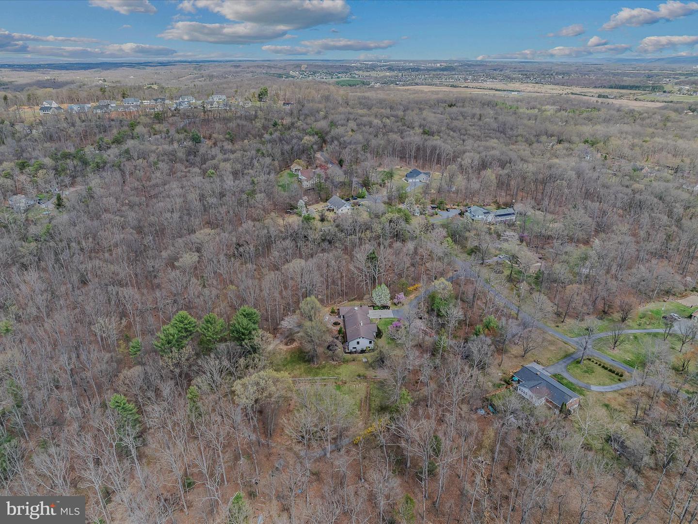 249 MINERAL SPRINGS DR, FRONT ROYAL, Virginia 22630, 6 Bedrooms Bedrooms, ,4 BathroomsBathrooms,Residential,For sale,249 MINERAL SPRINGS DR,VAWR2010672 MLS # VAWR2010672