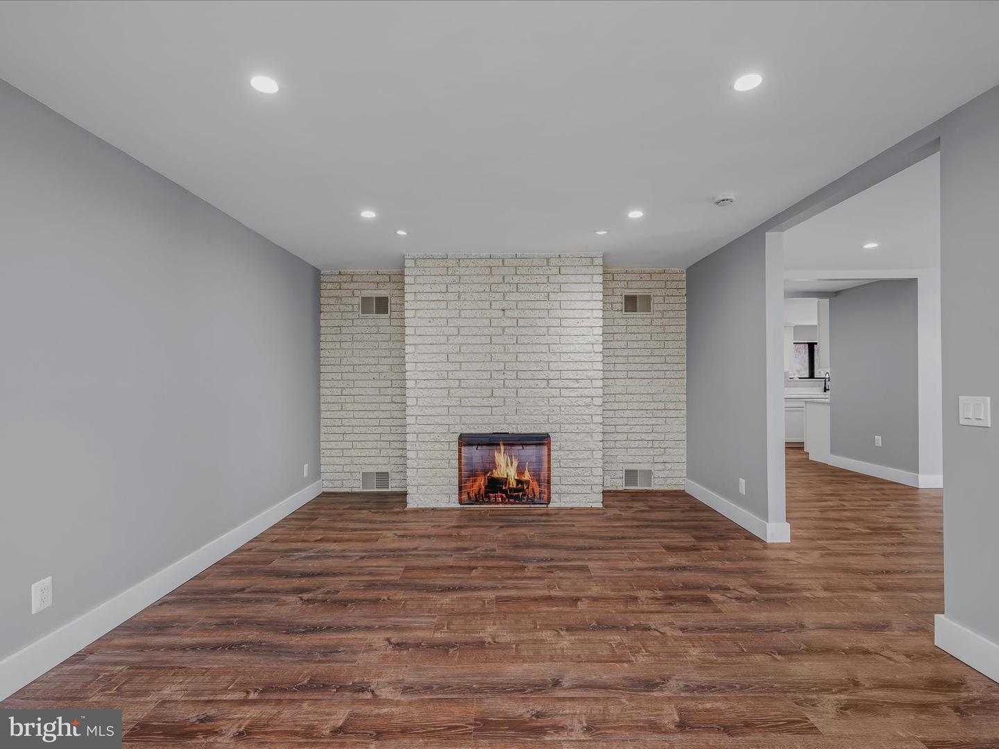 249 MINERAL SPRINGS DR, FRONT ROYAL, Virginia 22630, 6 Bedrooms Bedrooms, ,4 BathroomsBathrooms,Residential,For sale,249 MINERAL SPRINGS DR,VAWR2010672 MLS # VAWR2010672