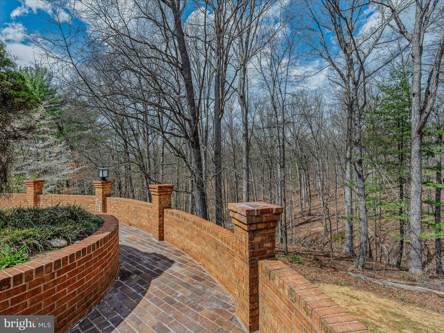 249 MINERAL SPRINGS DR, FRONT ROYAL, Virginia 22630, 6 Bedrooms Bedrooms, ,4 BathroomsBathrooms,Residential,For sale,249 MINERAL SPRINGS DR,VAWR2010672 MLS # VAWR2010672