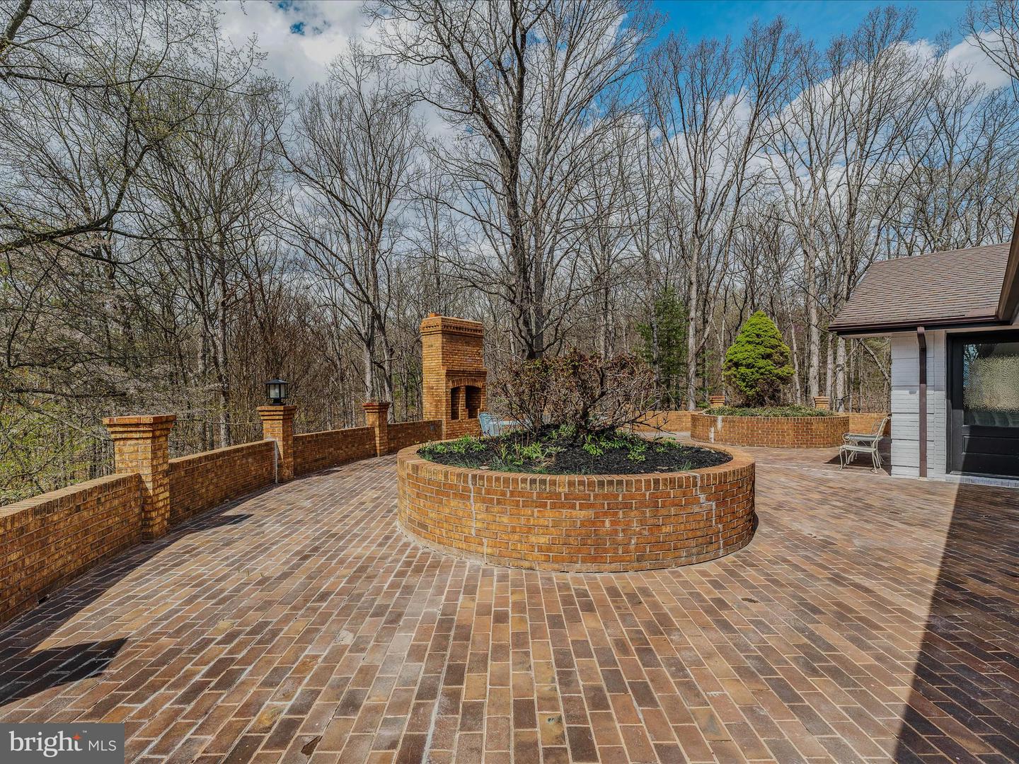249 MINERAL SPRINGS DR, FRONT ROYAL, Virginia 22630, 6 Bedrooms Bedrooms, ,4 BathroomsBathrooms,Residential,For sale,249 MINERAL SPRINGS DR,VAWR2010672 MLS # VAWR2010672