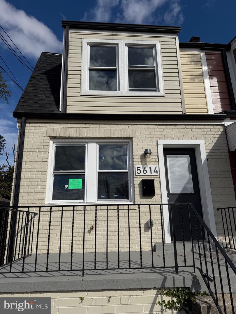 5614 BLAINE ST NE, WASHINGTON, District Of Columbia 20019, 3 Bedrooms Bedrooms, ,2 BathroomsBathrooms,Residential,For sale,5614 BLAINE ST NE,DCDC2193062 MLS # DCDC2193062
