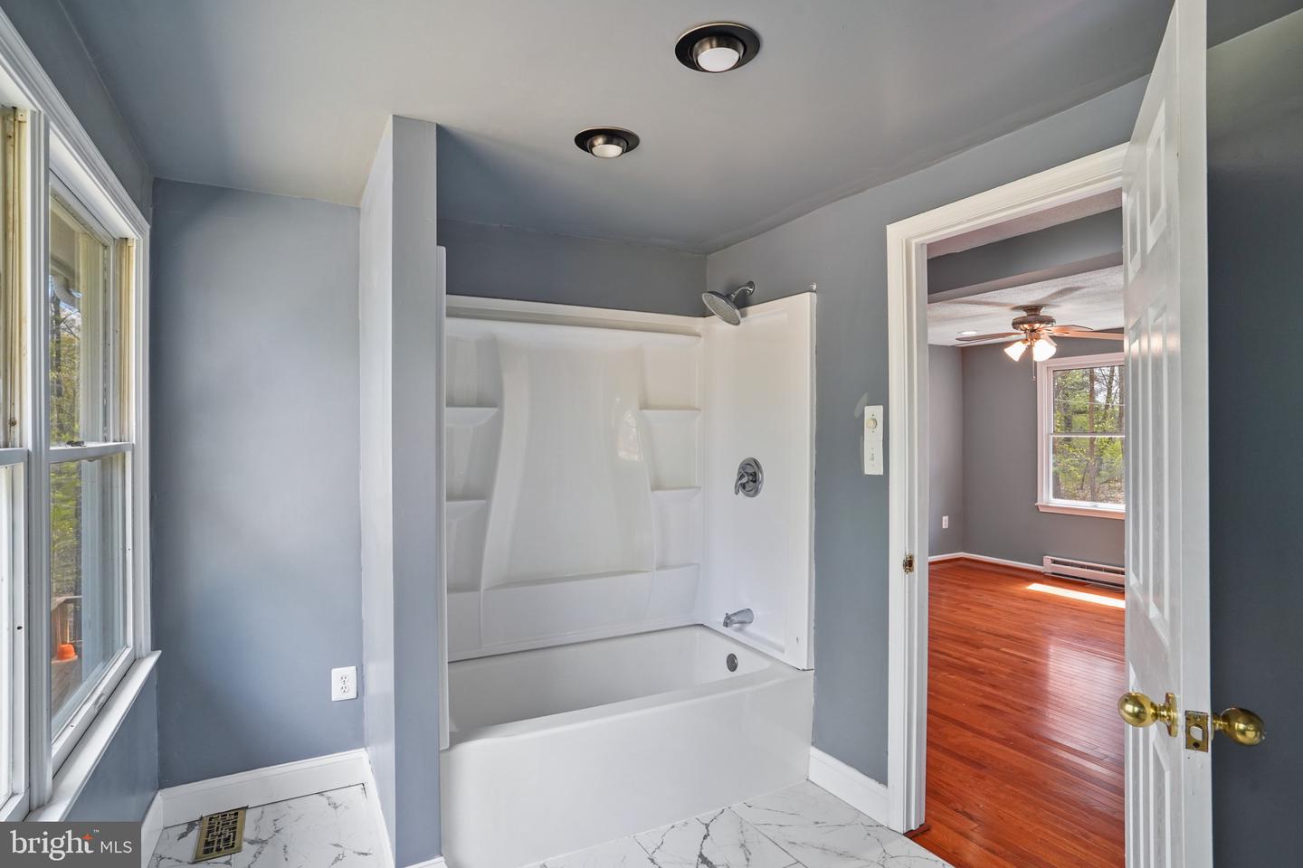 7058 CRESPO LN, MANASSAS, Virginia 20112, 8 Bedrooms Bedrooms, ,4 BathroomsBathrooms,Residential,For sale,7058 CRESPO LN,VAPW2090580 MLS # VAPW2090580