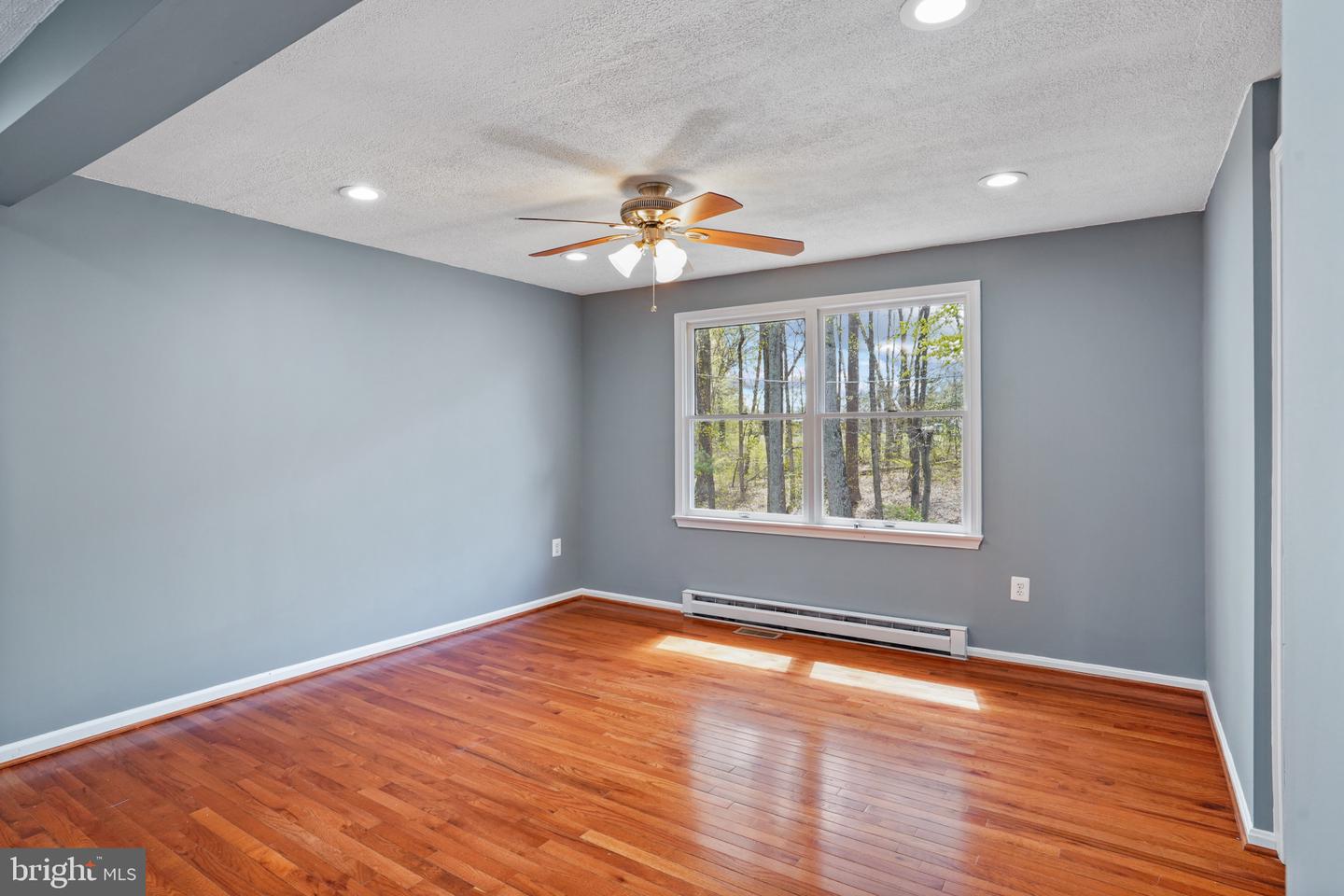 7058 CRESPO LN, MANASSAS, Virginia 20112, 8 Bedrooms Bedrooms, ,4 BathroomsBathrooms,Residential,For sale,7058 CRESPO LN,VAPW2090580 MLS # VAPW2090580