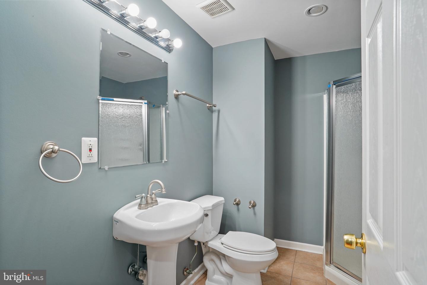 7058 CRESPO LN, MANASSAS, Virginia 20112, 8 Bedrooms Bedrooms, ,4 BathroomsBathrooms,Residential,For sale,7058 CRESPO LN,VAPW2090580 MLS # VAPW2090580