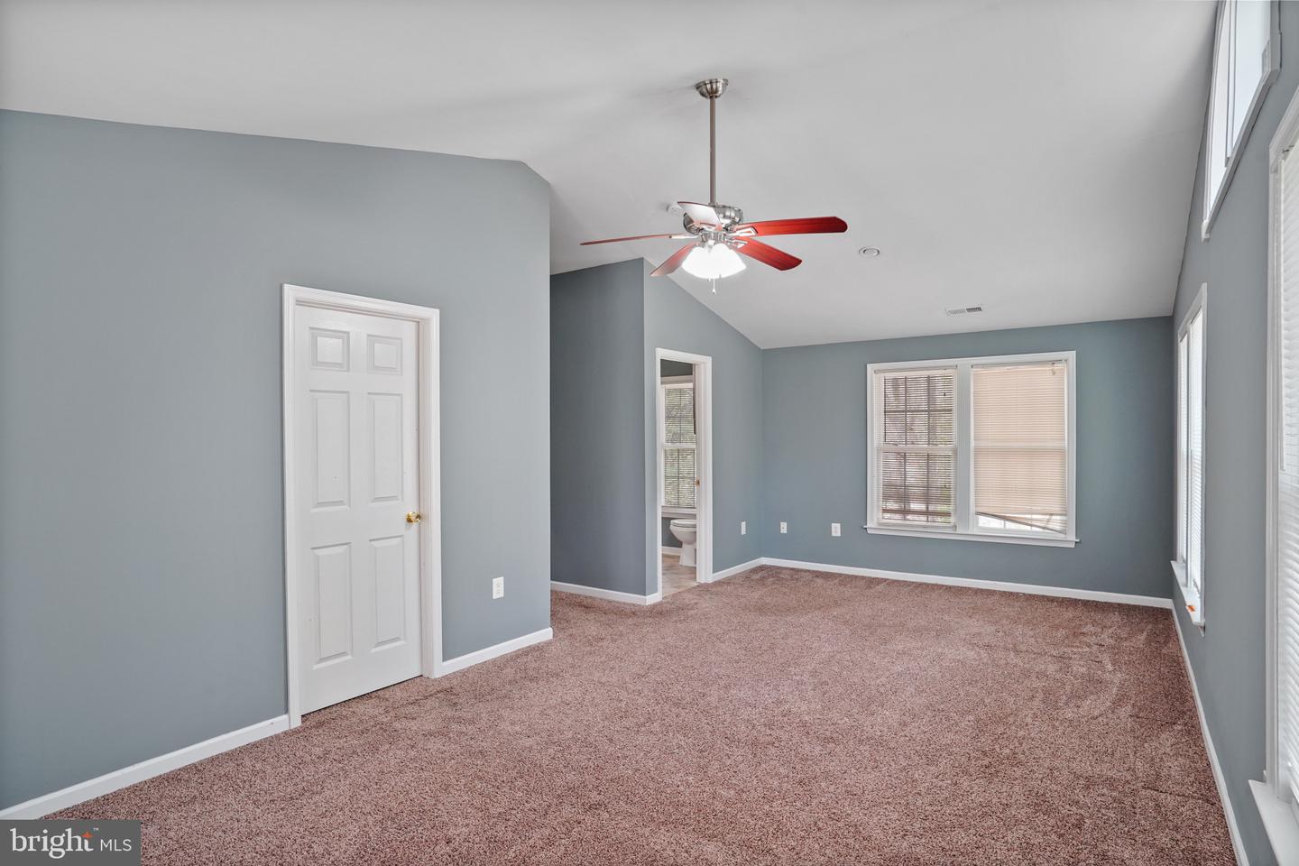 7058 CRESPO LN, MANASSAS, Virginia 20112, 8 Bedrooms Bedrooms, ,4 BathroomsBathrooms,Residential,For sale,7058 CRESPO LN,VAPW2090580 MLS # VAPW2090580