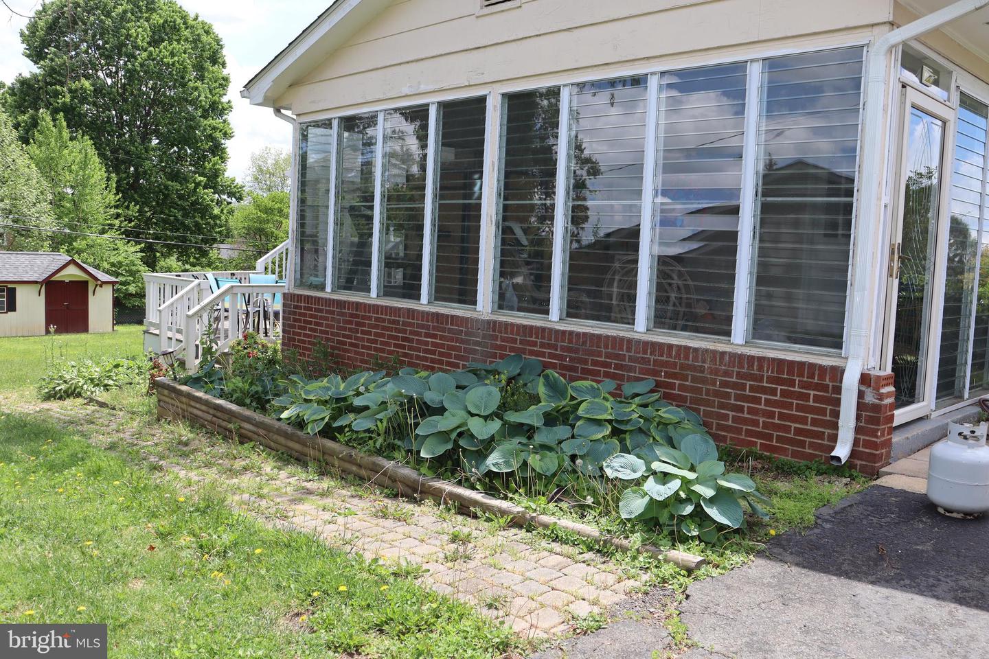 229 DOVER RD, WARRENTON, Virginia 20186, 4 Bedrooms Bedrooms, ,3 BathroomsBathrooms,Residential,For sale,229 DOVER RD,VAFQ2016082 MLS # VAFQ2016082
