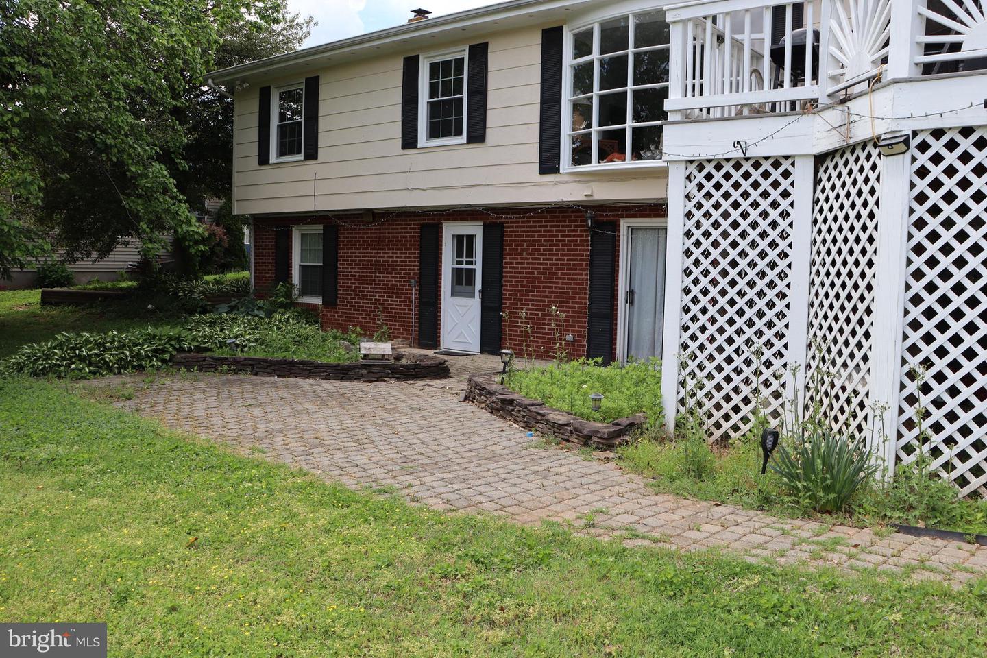 229 DOVER RD, WARRENTON, Virginia 20186, 4 Bedrooms Bedrooms, ,3 BathroomsBathrooms,Residential,For sale,229 DOVER RD,VAFQ2016082 MLS # VAFQ2016082