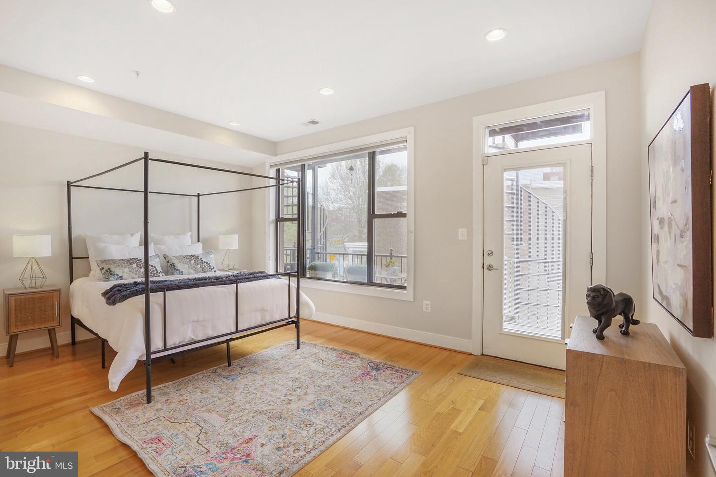 1402 K ST SE #2, WASHINGTON, District Of Columbia 20003, 2 Bedrooms Bedrooms, ,2 BathroomsBathrooms,Residential,For sale,1402 K ST SE #2,DCDC2191206 MLS # DCDC2191206